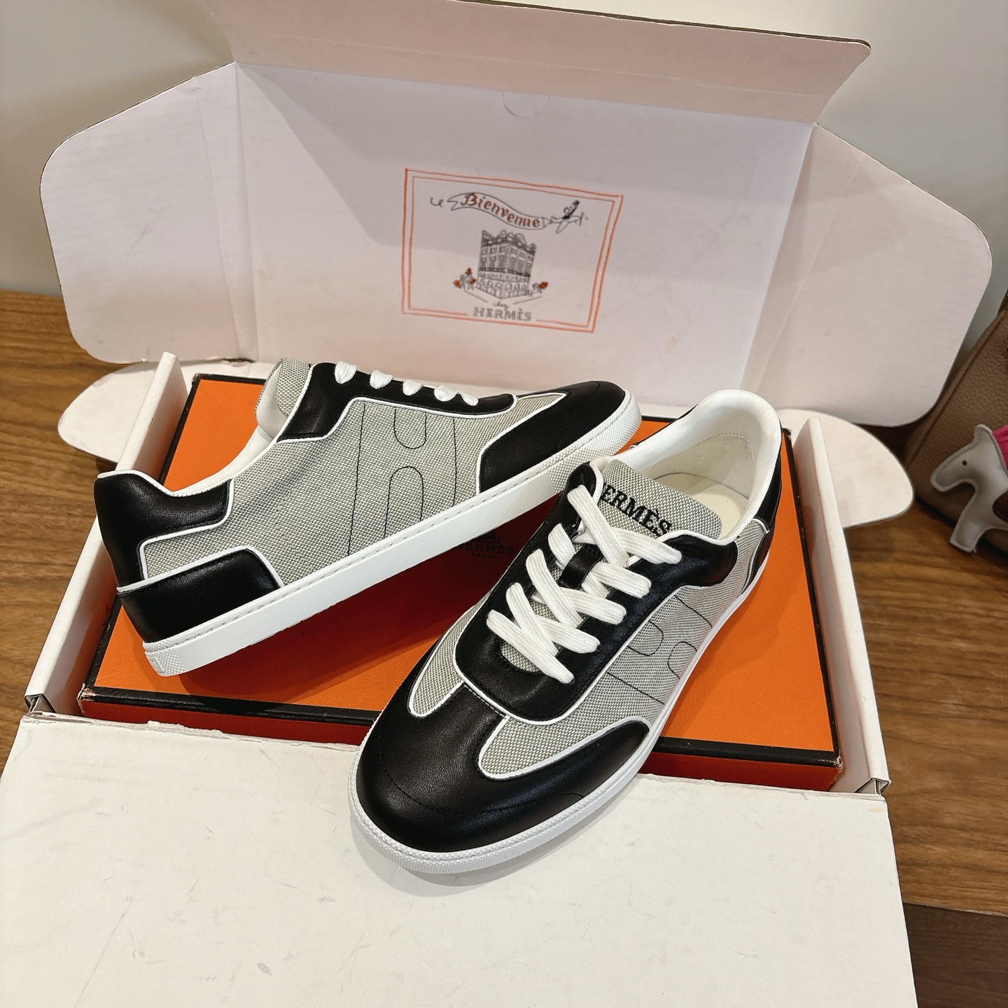 エルメス エクレア 新作爆款シューズ