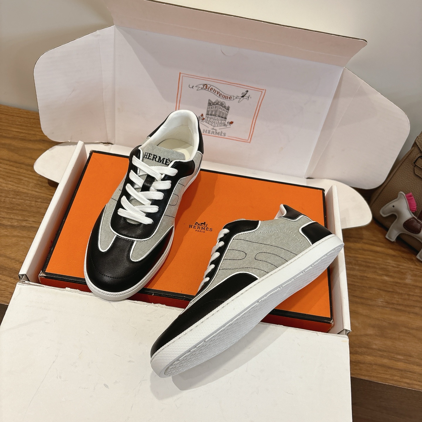 エルメス エクレア 新作爆款シューズ