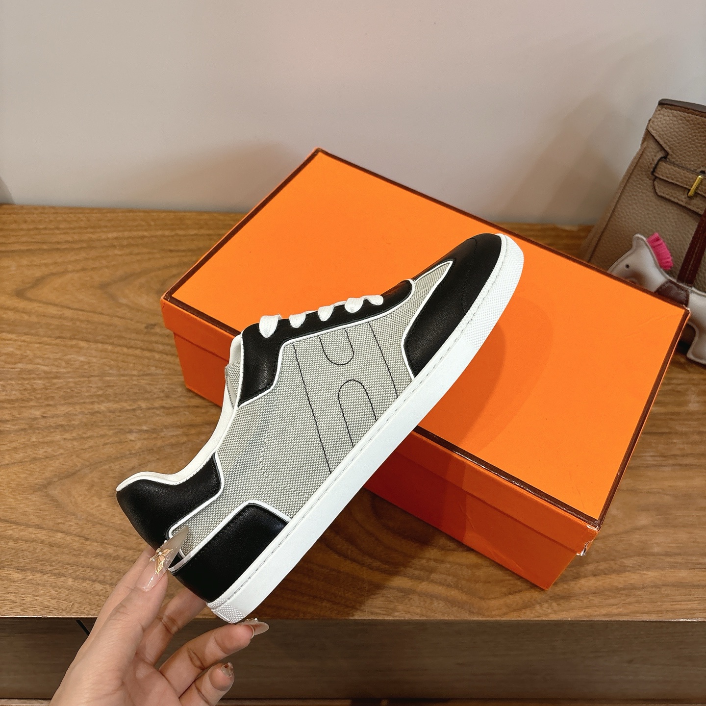 エルメス エクレア 新作爆款シューズ