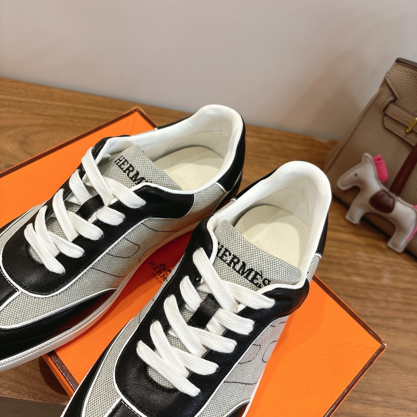 エルメス エクレア 新作爆款シューズ