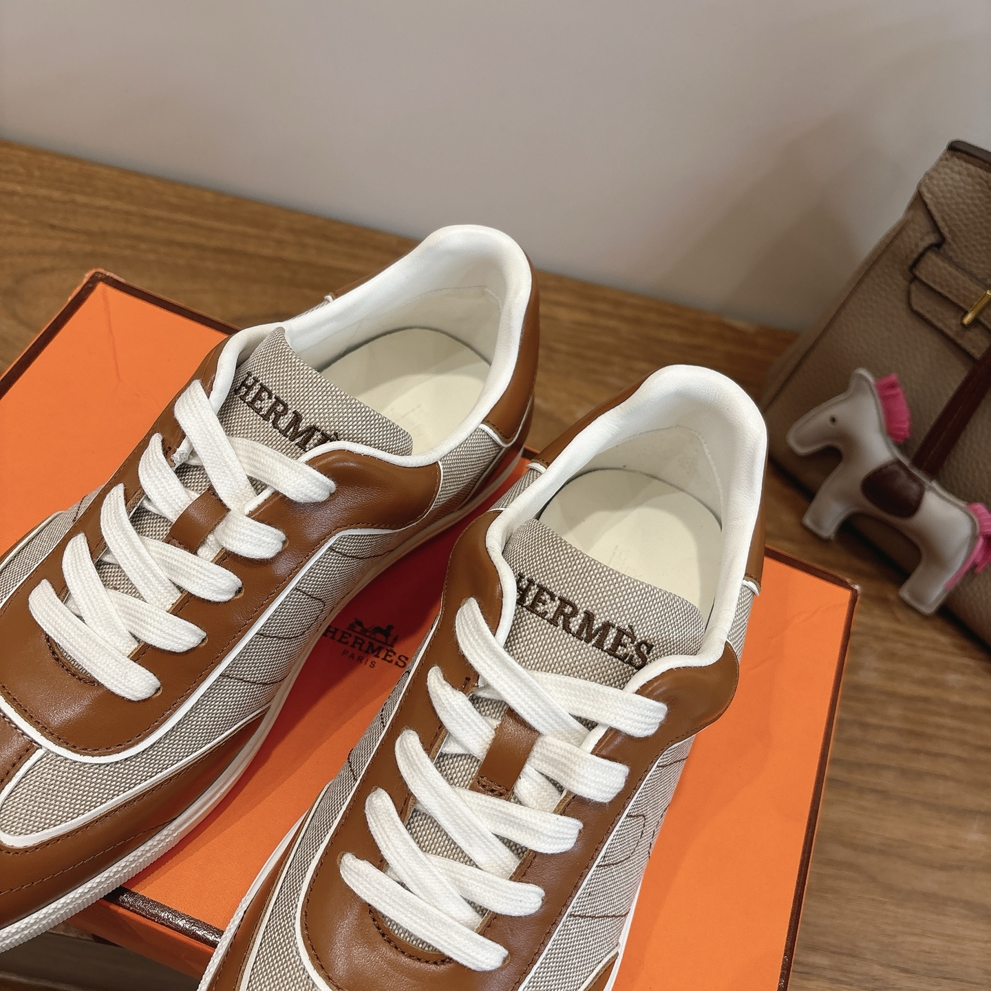 エルメス エクレア 春夏新作 爆款シューズ