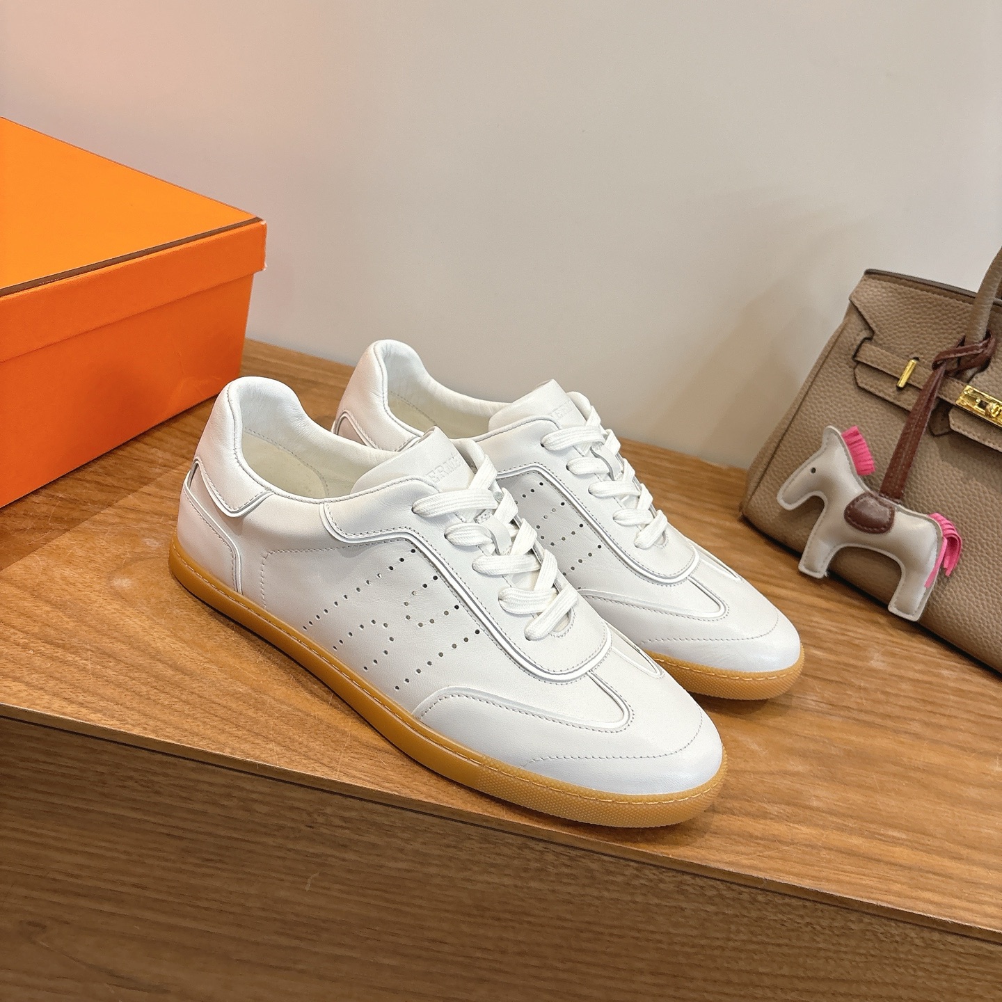 Hermes Eclair 春夏新作 メンズシューズ