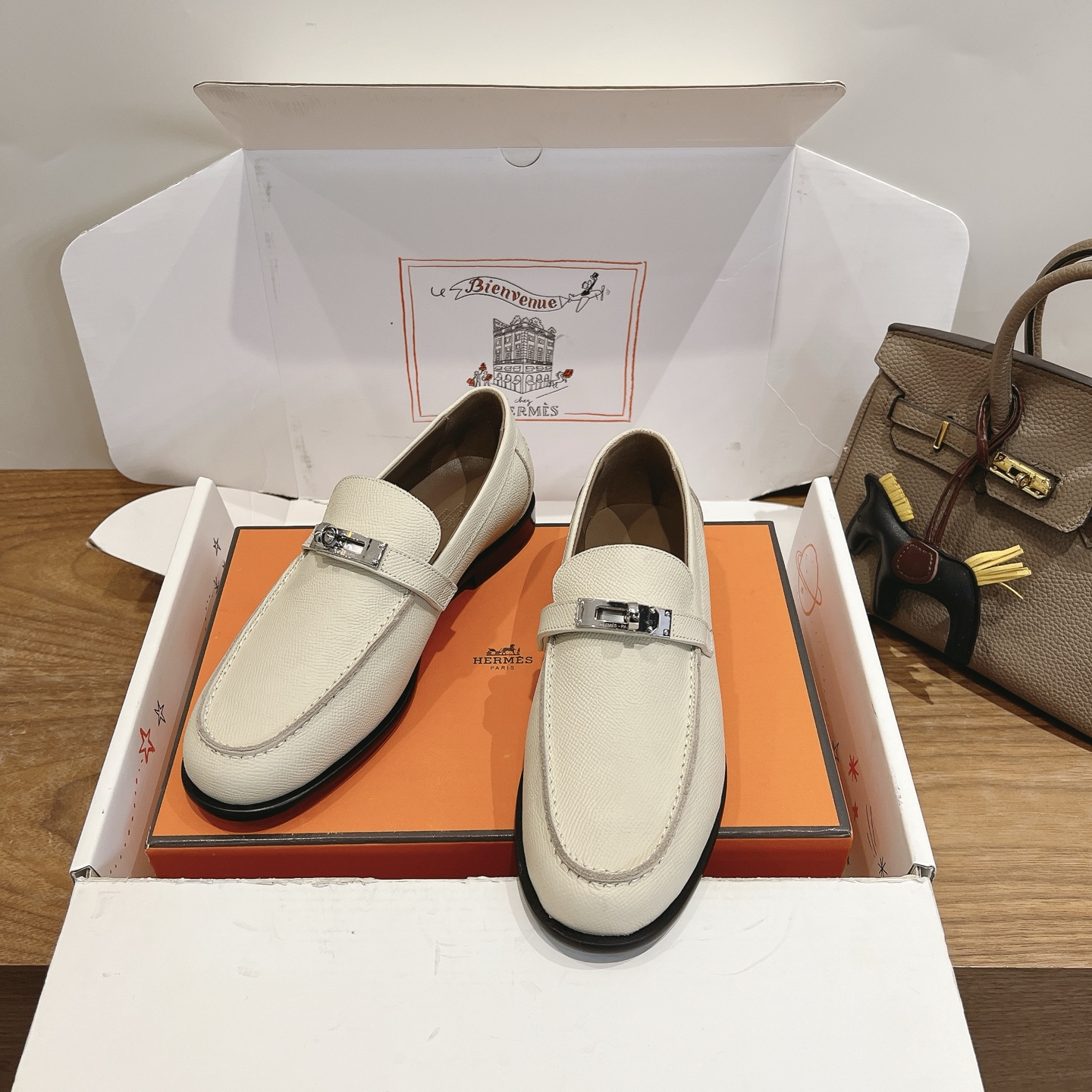Hermès Hermes。 a Eclair