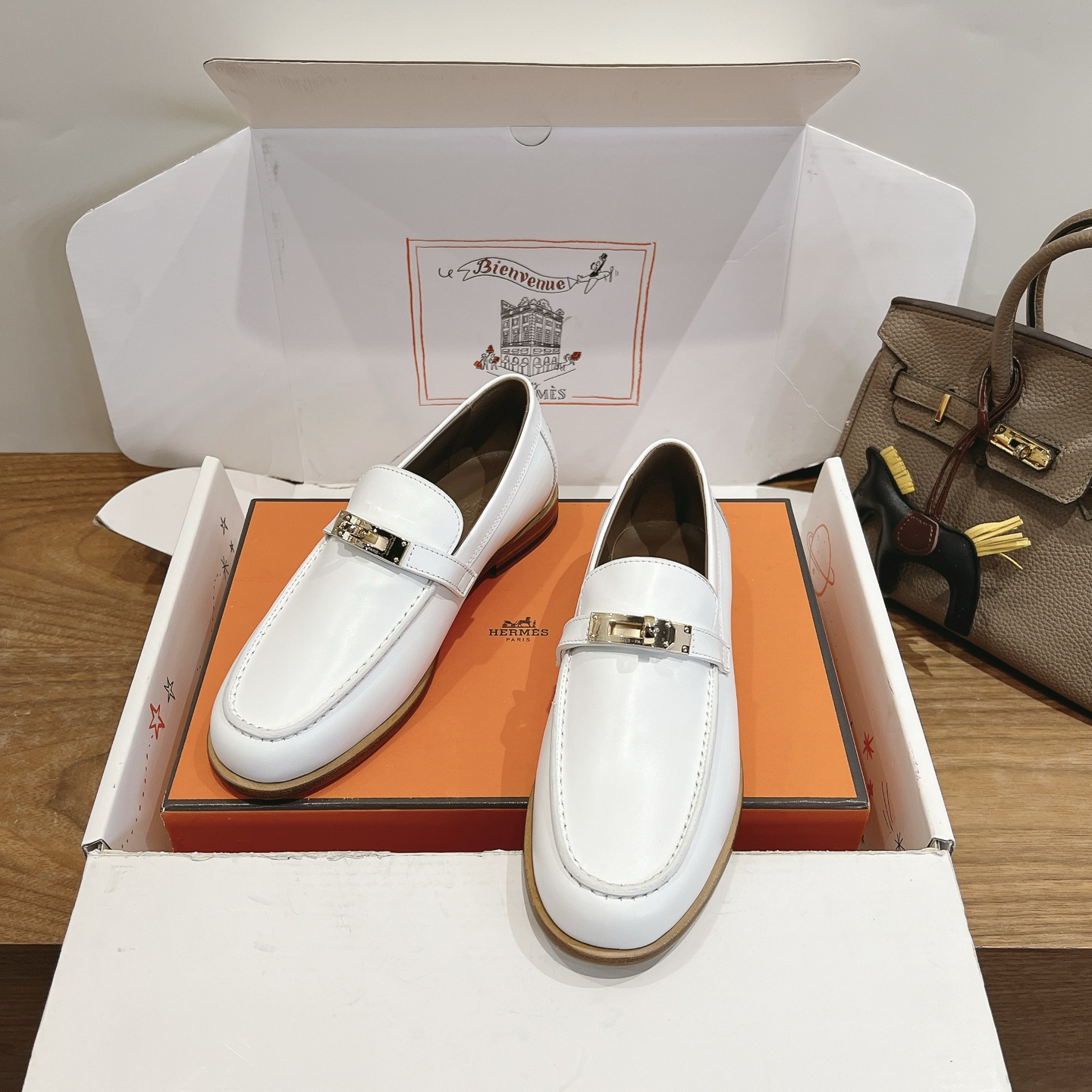 Hermès Hermes。 a Eclair