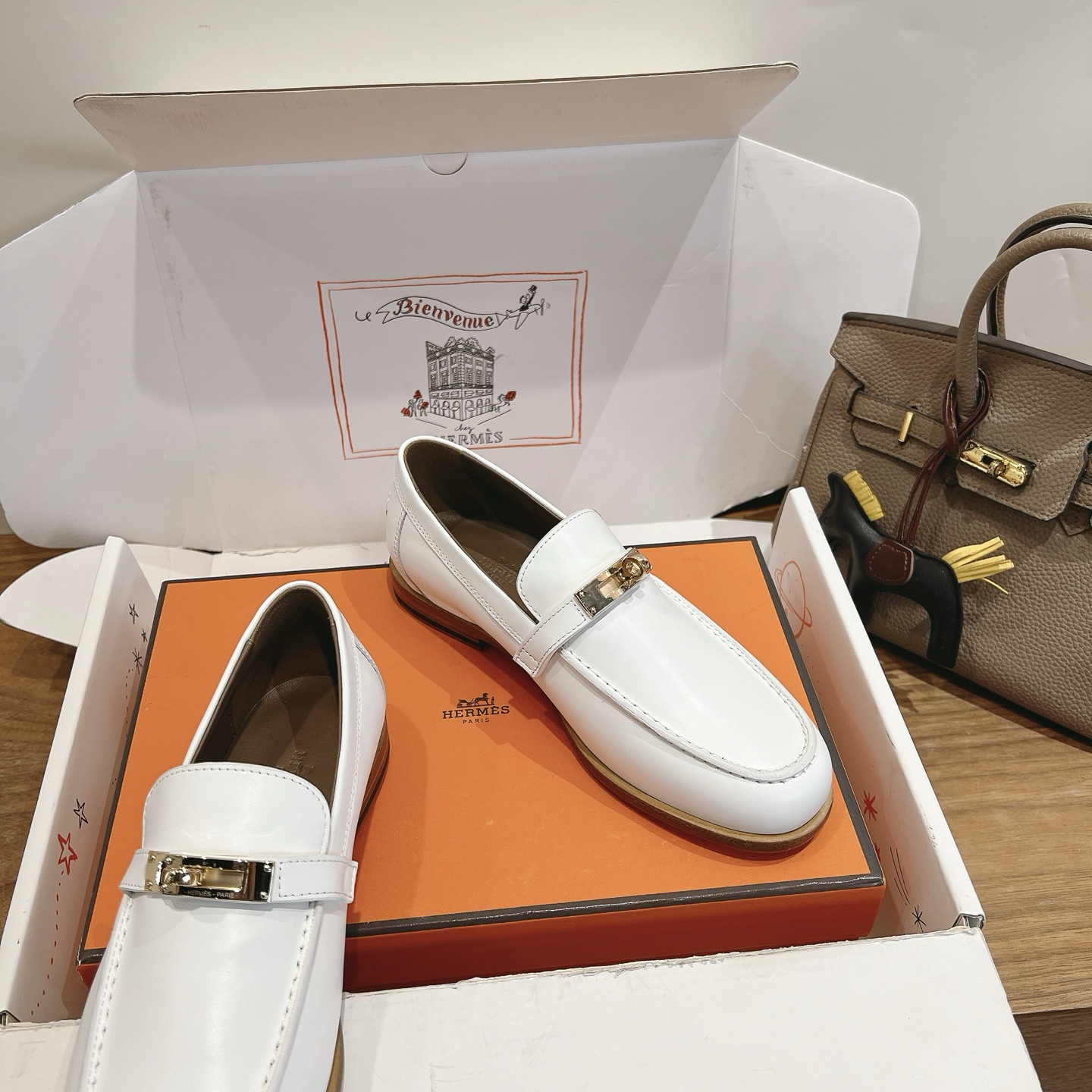 Hermès Hermes。 a Eclair