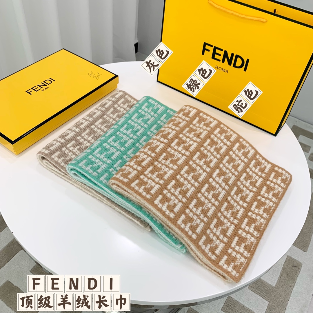 Fendi Scarf Cashmere Knitting Wool Winter Collection