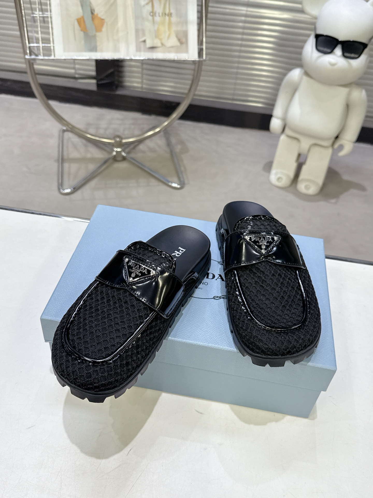 Prada Prad* 普拉达新款一脚蹬厚底勃肯包头半拖