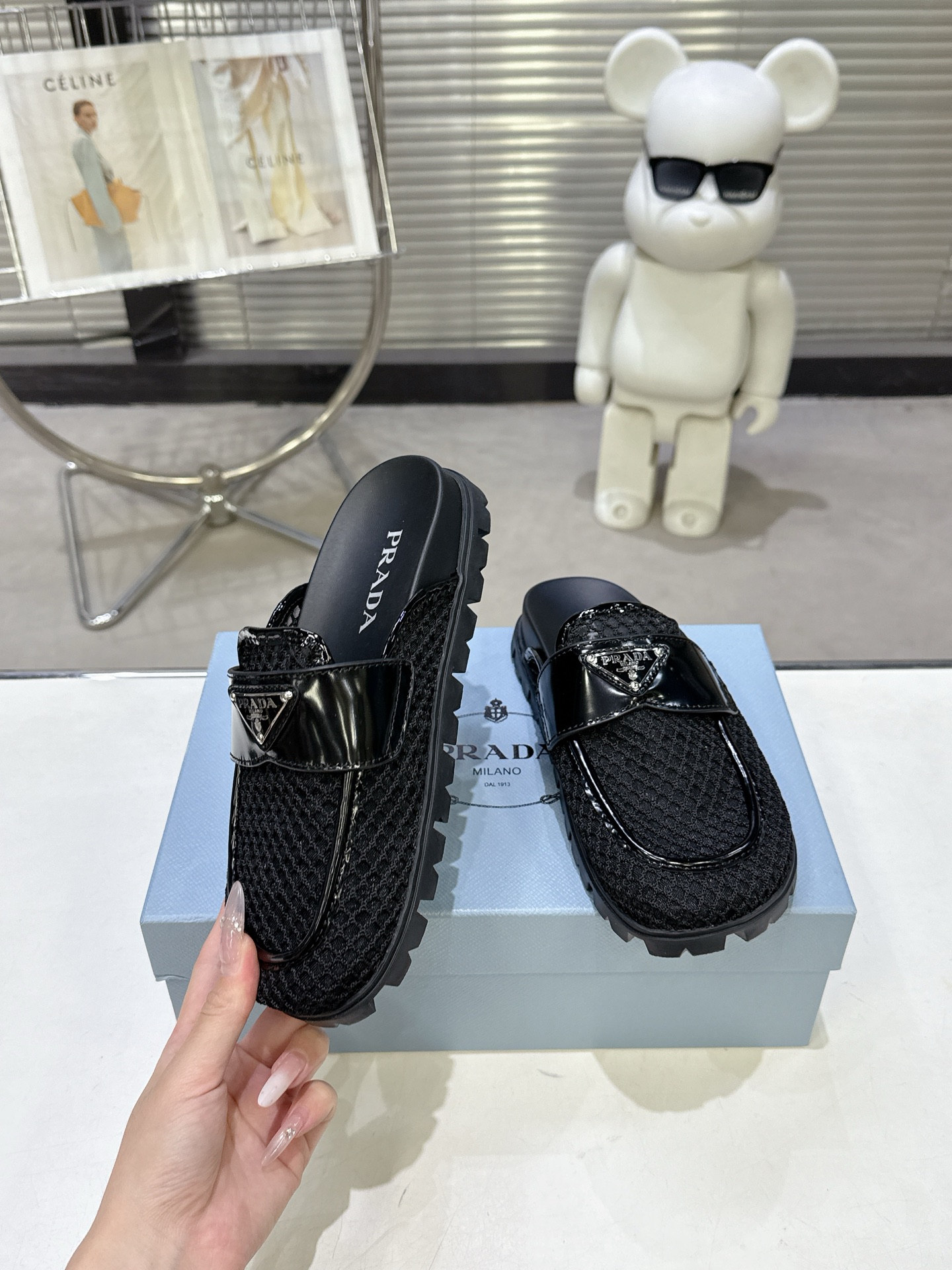 Prada Prad* 普拉达新款一脚蹬厚底勃肯包头半拖
