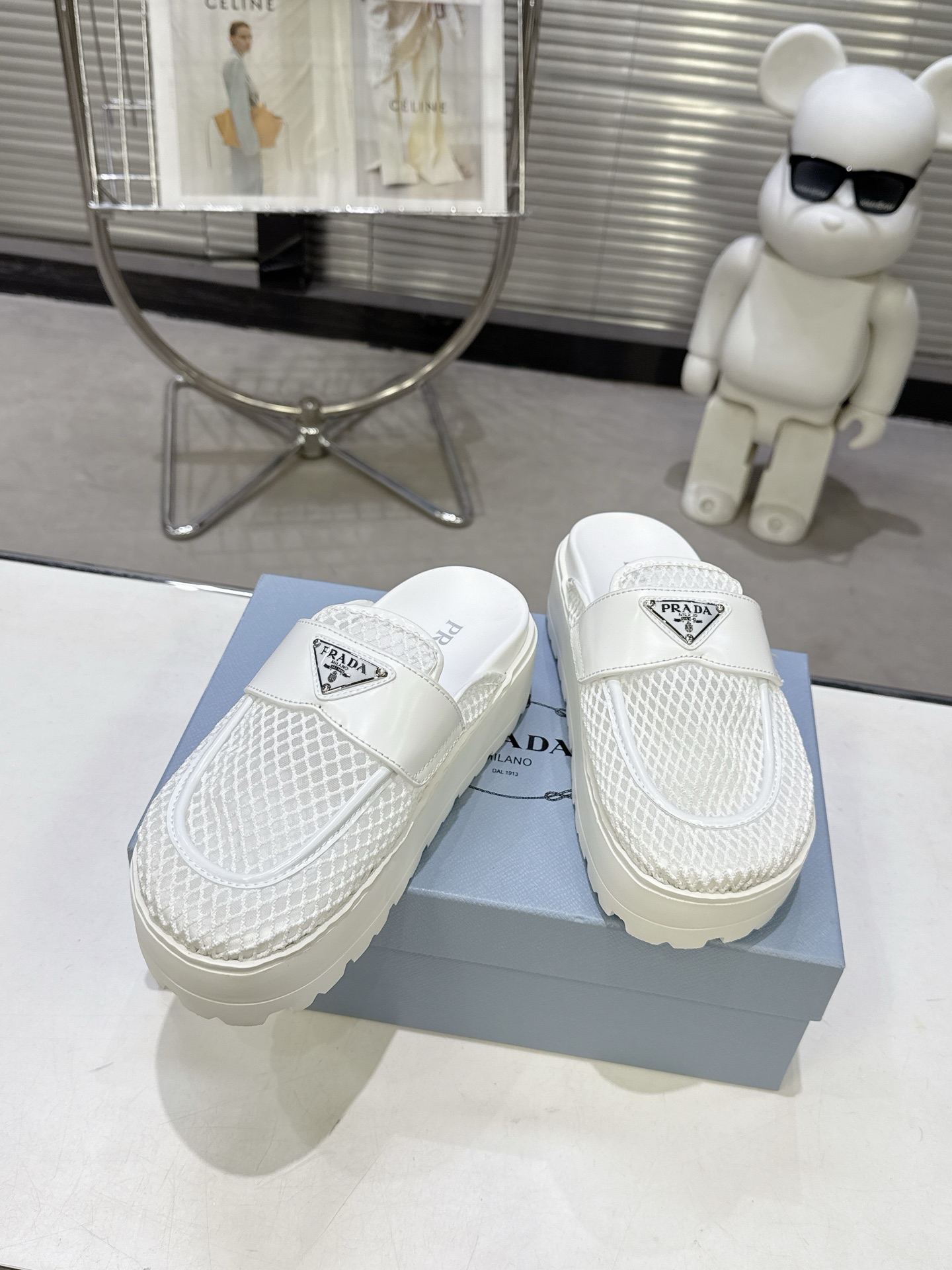 Prada Prad* 普拉达新款一脚蹬厚底勃肯包头半拖