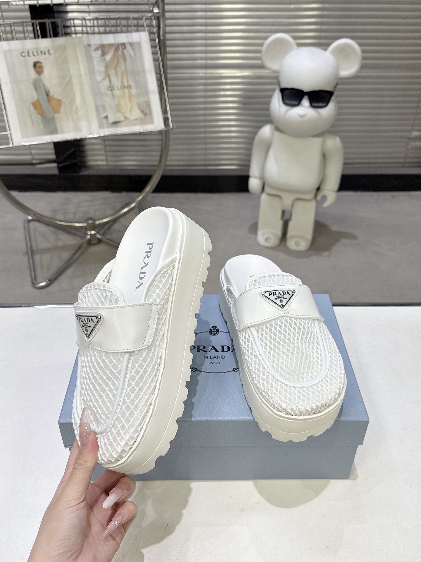 Prada Prad* 普拉达新款一脚蹬厚底勃肯包头半拖