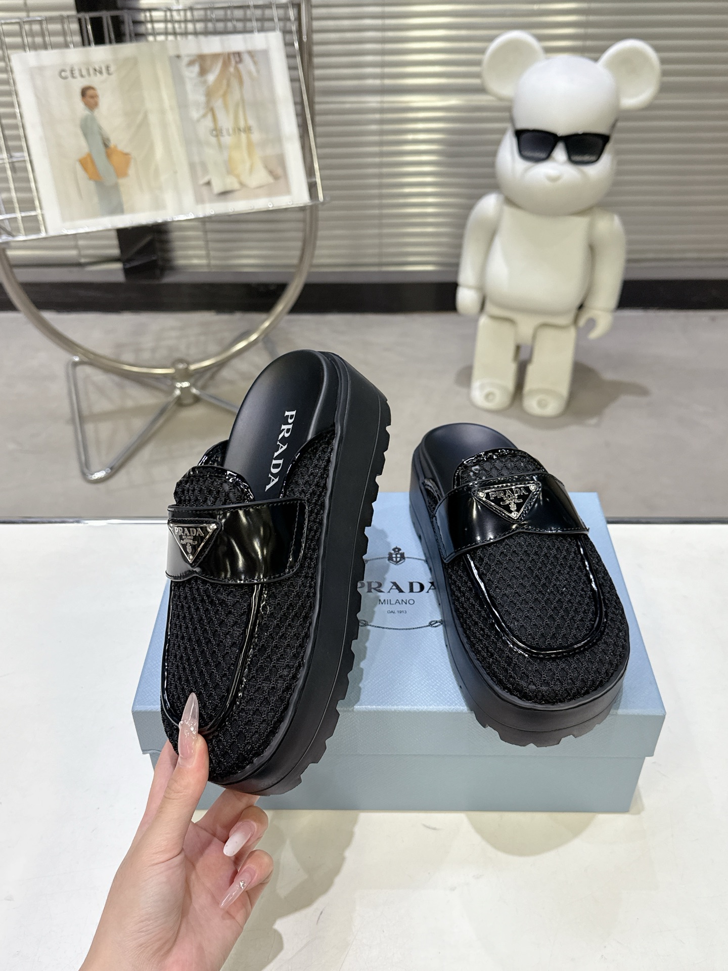 Prada Prad* 普拉达新款一脚蹬厚底勃肯包头半拖