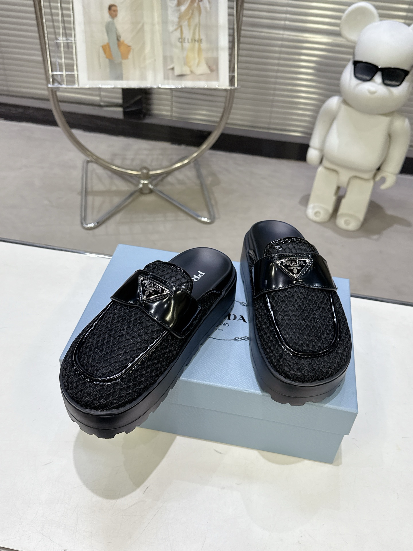 Prada Prad* 普拉达新款一脚蹬厚底勃肯包头半拖