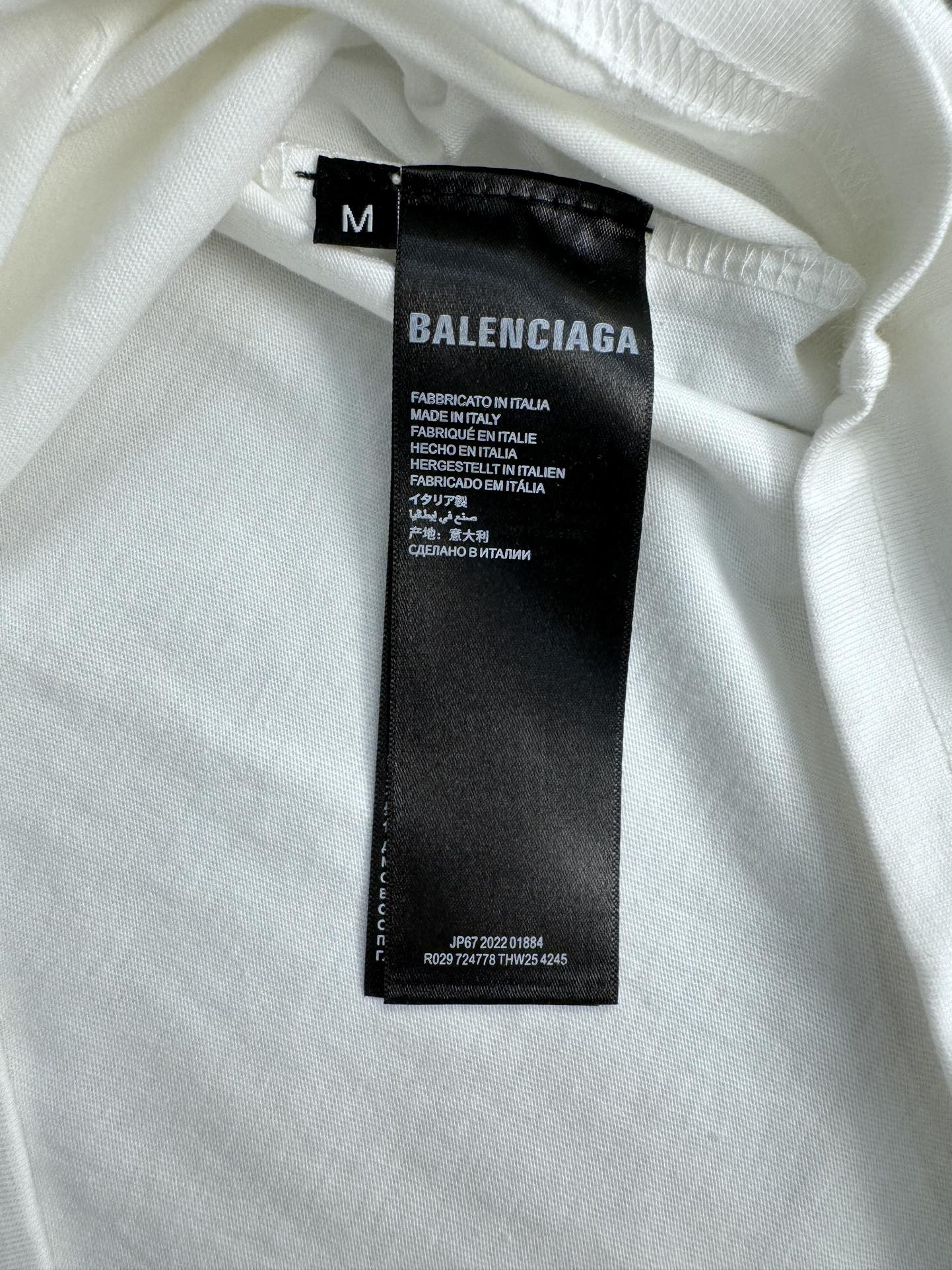 Balenciaga x Lamborghini Camiseta de Manga Corta con Logo Estampado 10 i1745871312 6624 7