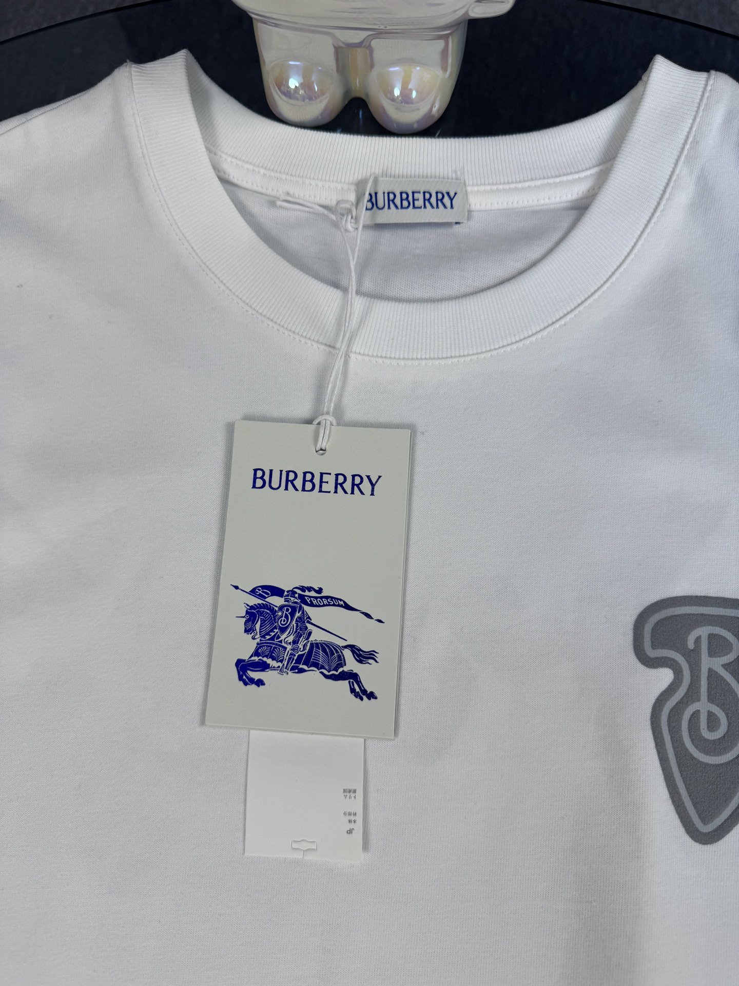 Burberry Camiseta Clásica con Logo Bordado para Hombre y Mujer 7 i1745872098 8012 1