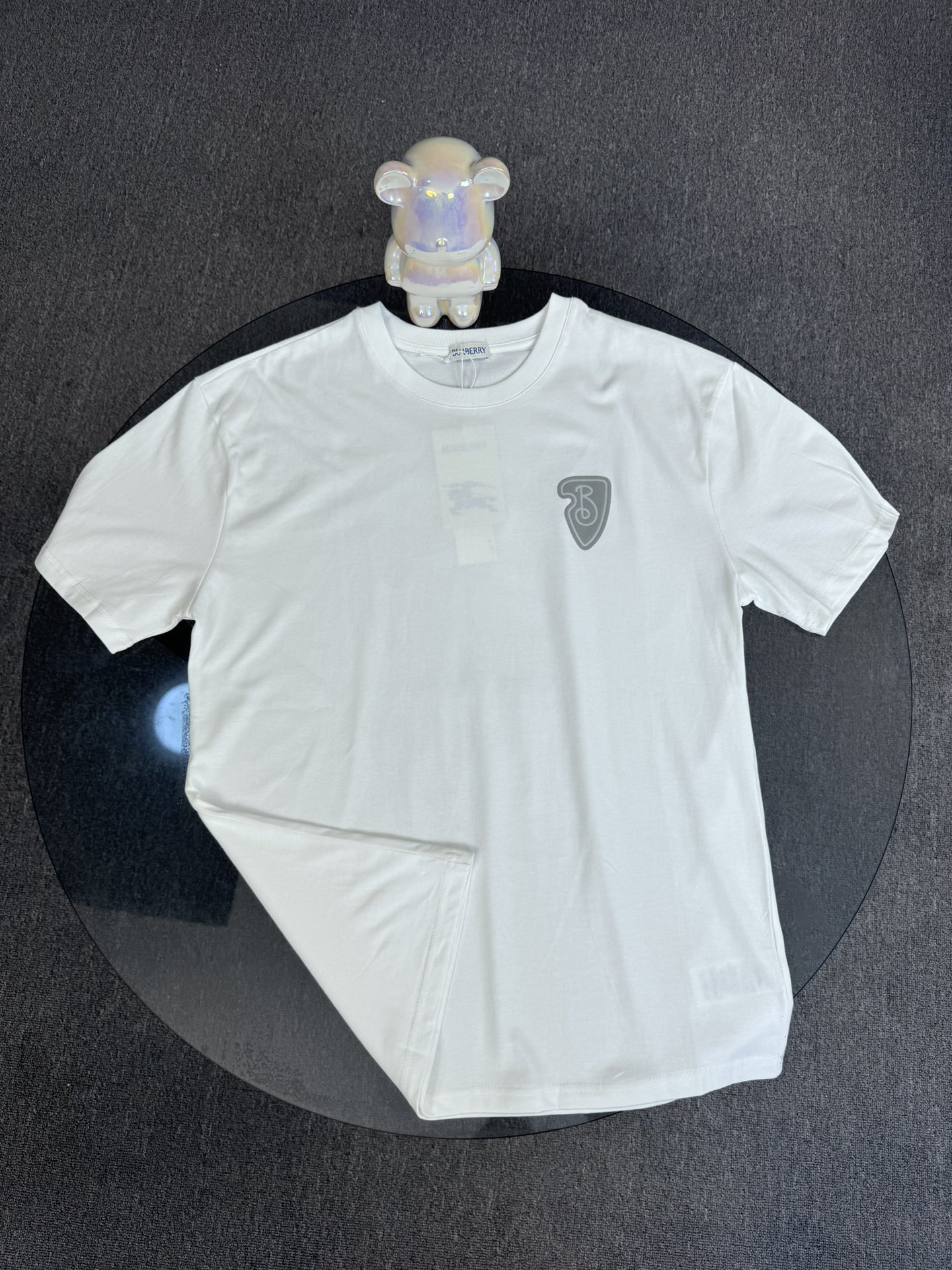 Burberry Camiseta Clásica con Logo Bordado para Hombre y Mujer 3 i1745872098 8060 4