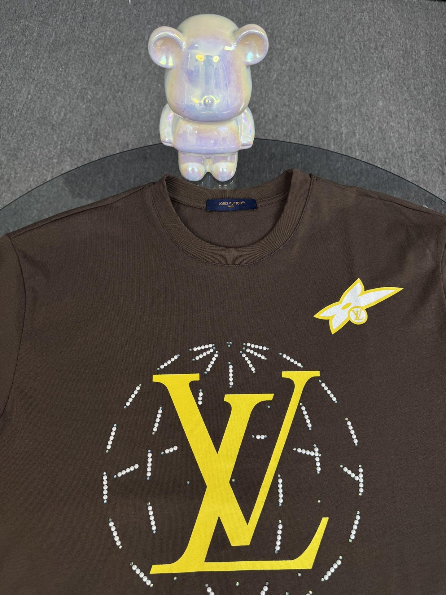 Louis Vuitton Camiseta de Manga Corta con Estampado de Diamante para Hombre 6 i1745872153 1073 3