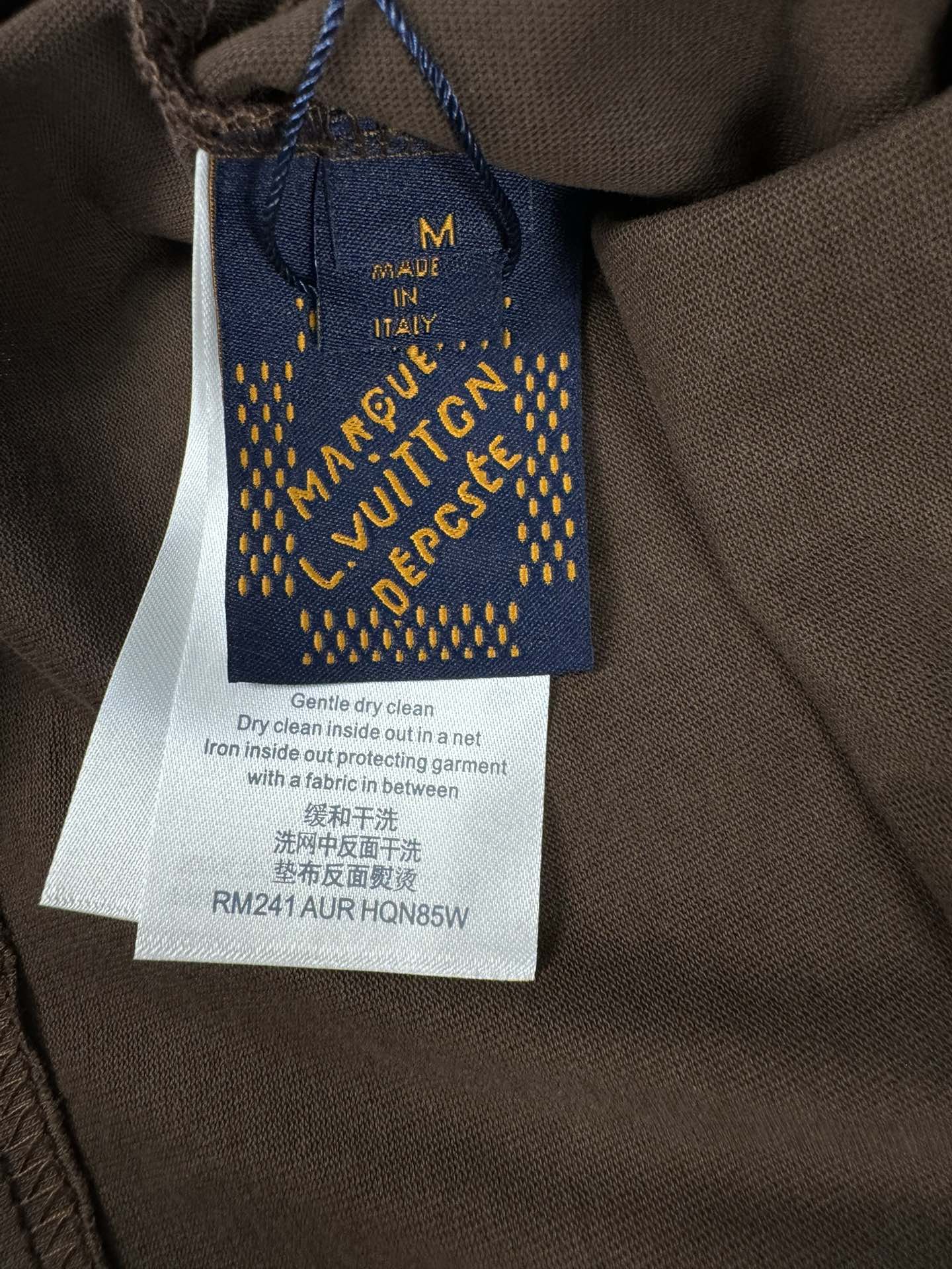 Louis Vuitton Camiseta de Manga Corta con Estampado de Diamante para Hombre 10 i1745872153 16 8