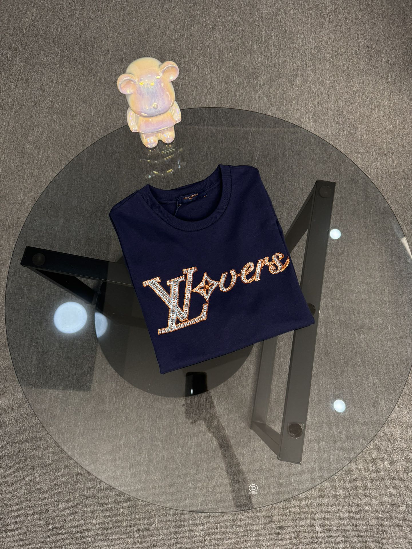 Louis Vuitton Camiseta de Manga Corta con Bordado de Cuentas para Hombre 4 i1746124913 3708 7