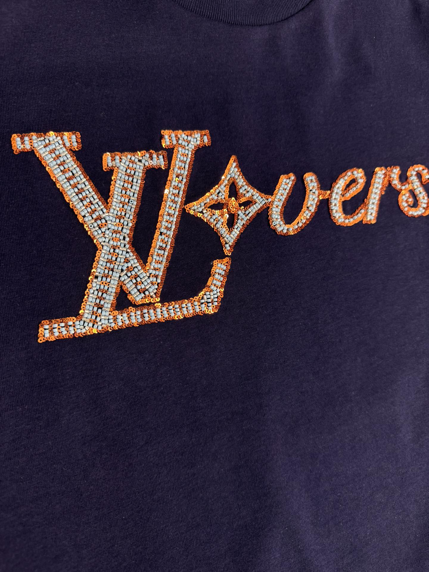 Louis Vuitton Camiseta de Manga Corta con Bordado de Cuentas para Hombre 6 i1746124913 9164 1