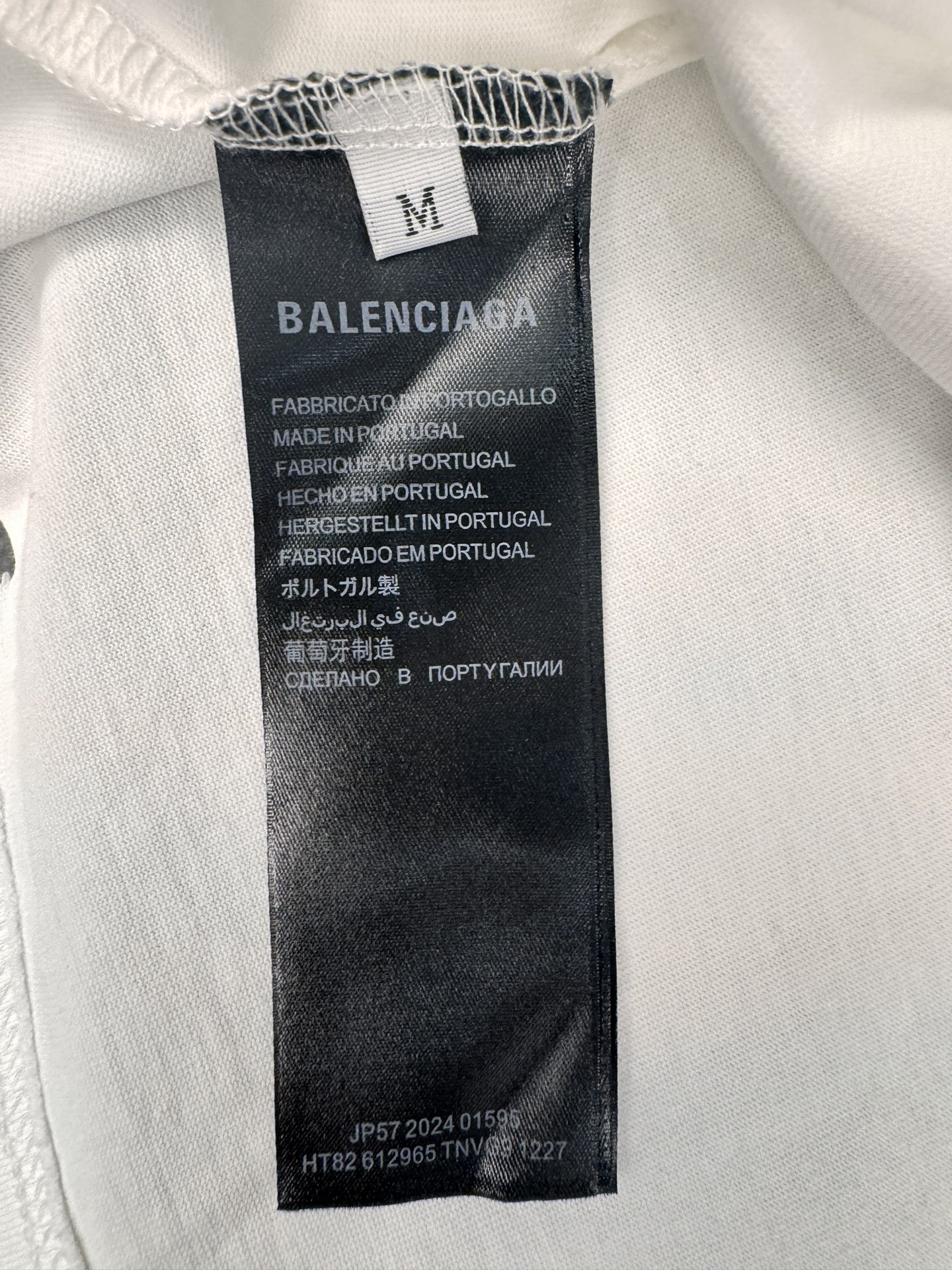 Balenciaga Camiseta de Manga Corta con Estampado de Goteo 3M para Primavera/Verano 9 i1746147050 7738 0