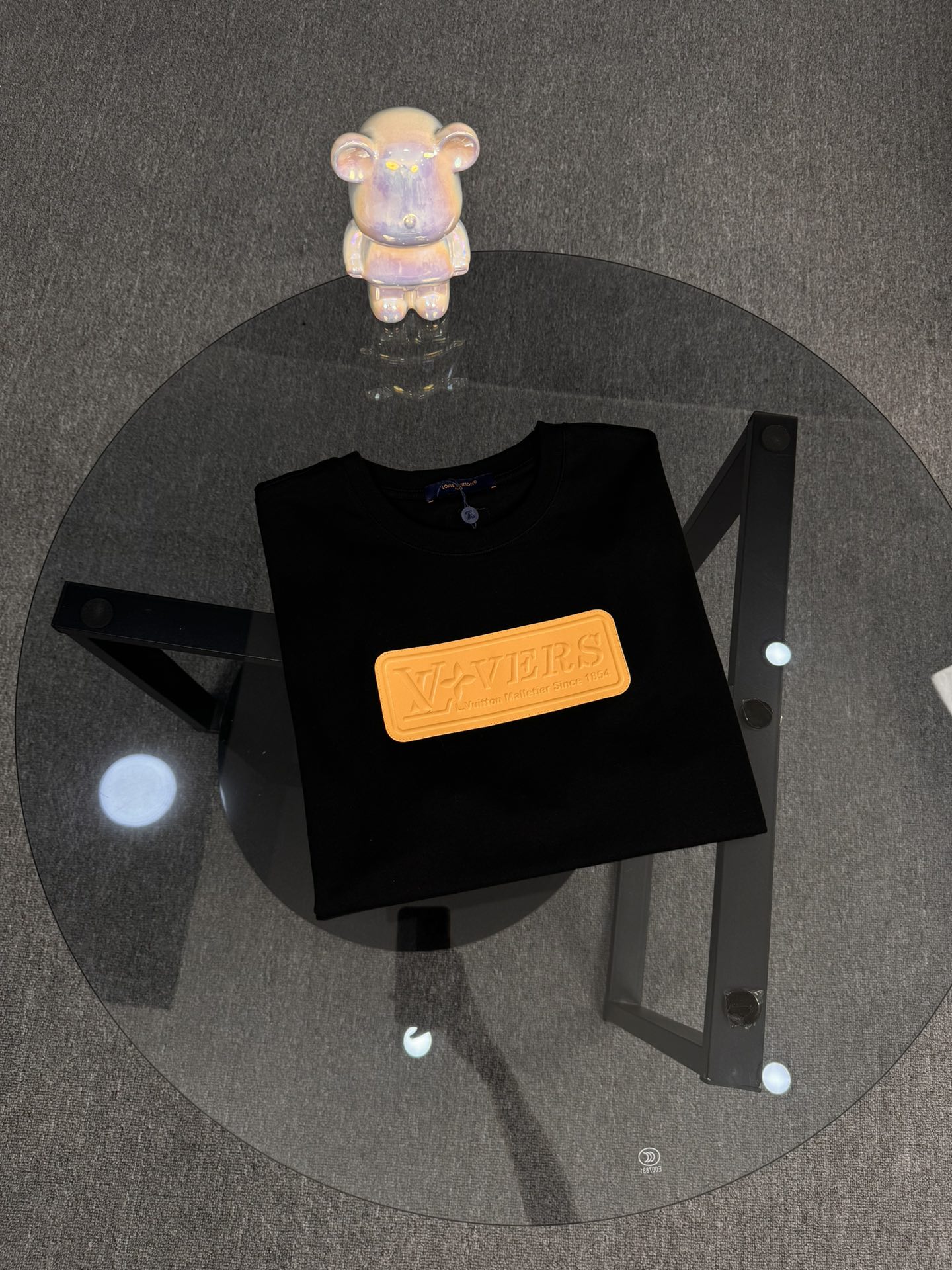 Louis Vuitton Camiseta de Algodón con Logotipo VVN de Cuero para Hombre 7 i1746147145 785 7