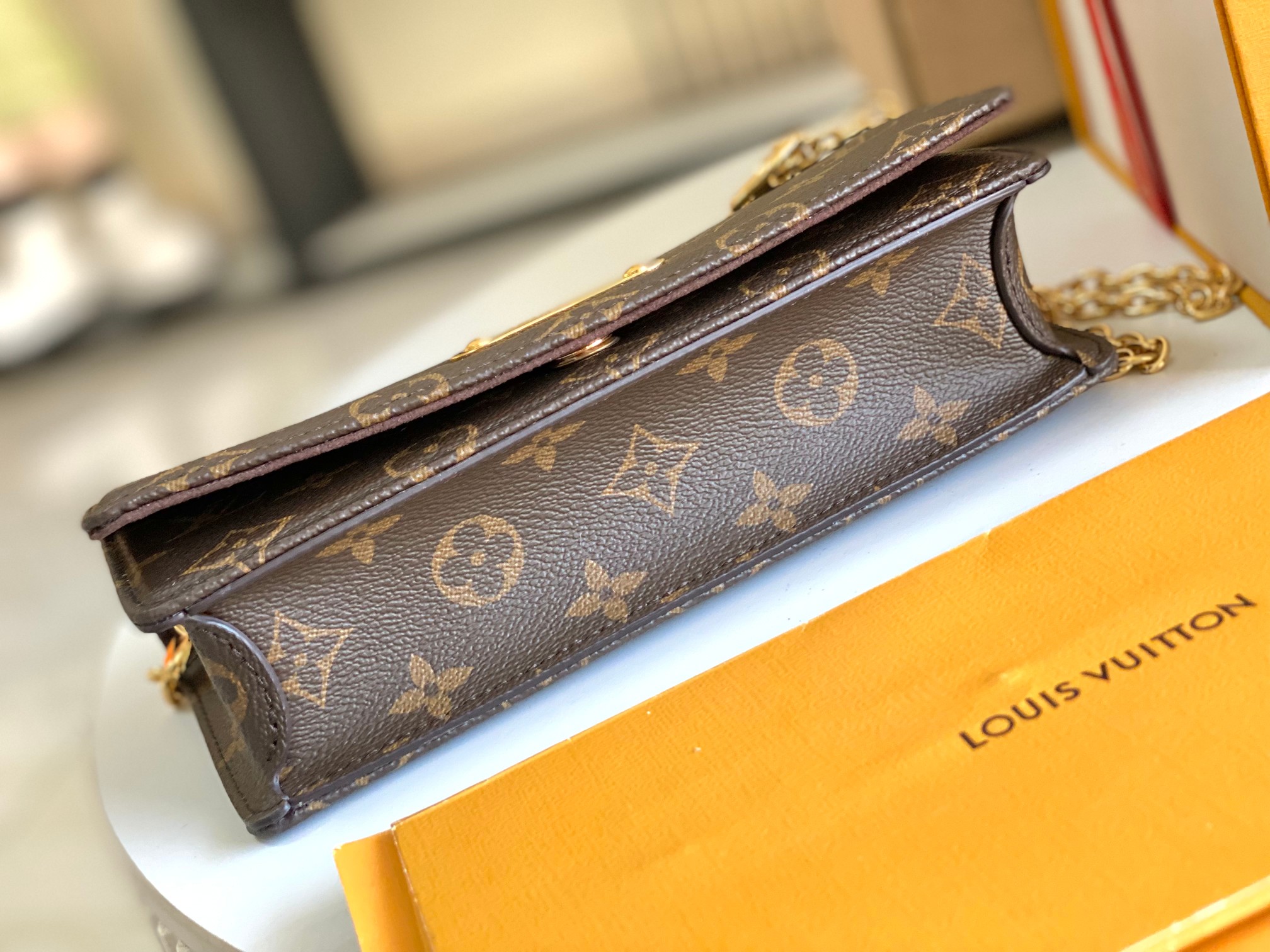 Louis Vuitton Haute Couture Classic Luxury Handbag Shoulder Crossbody 7