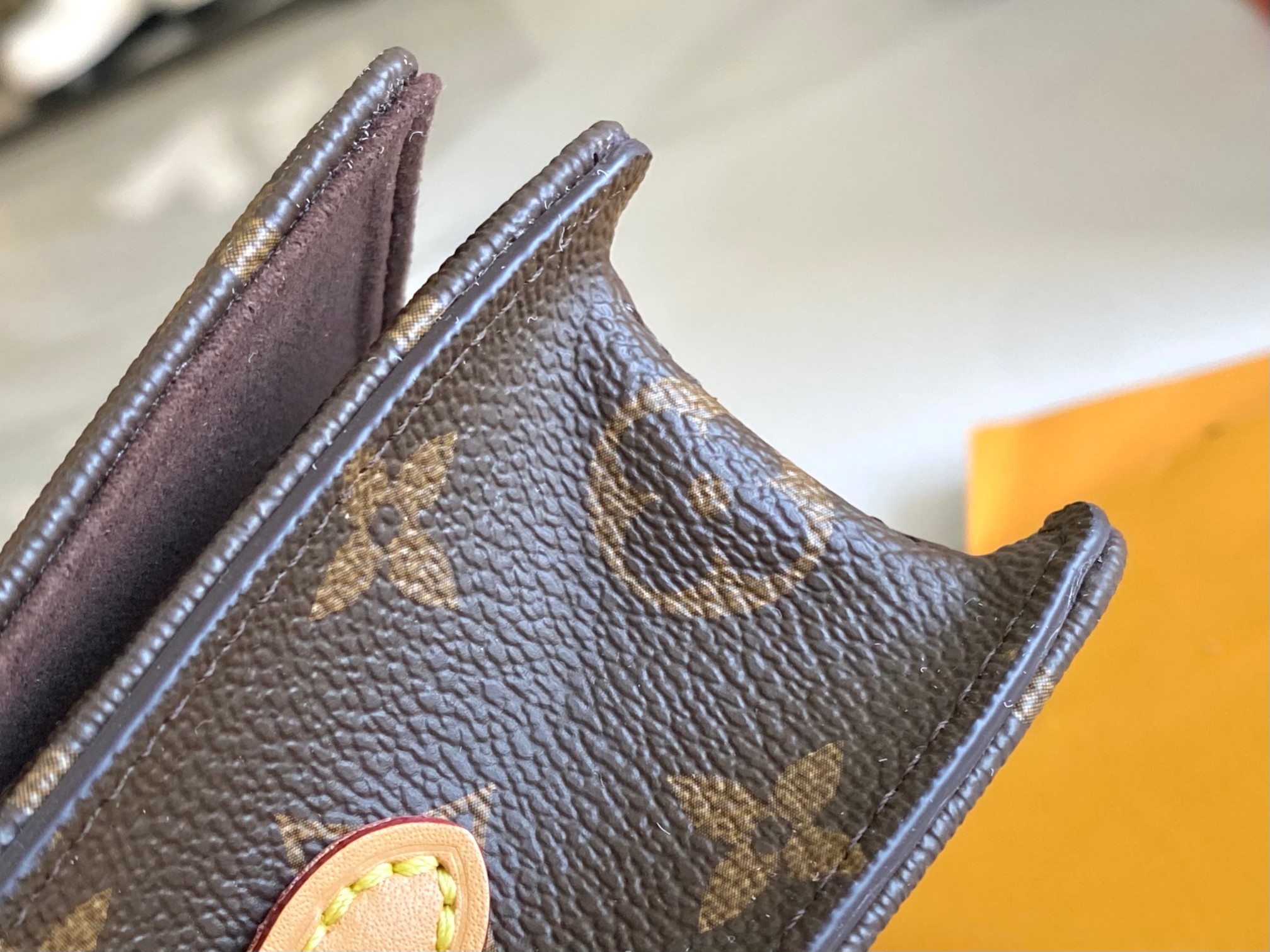 Louis Vuitton Haute Couture Classic Luxury Handbag Shoulder Crossbody 5