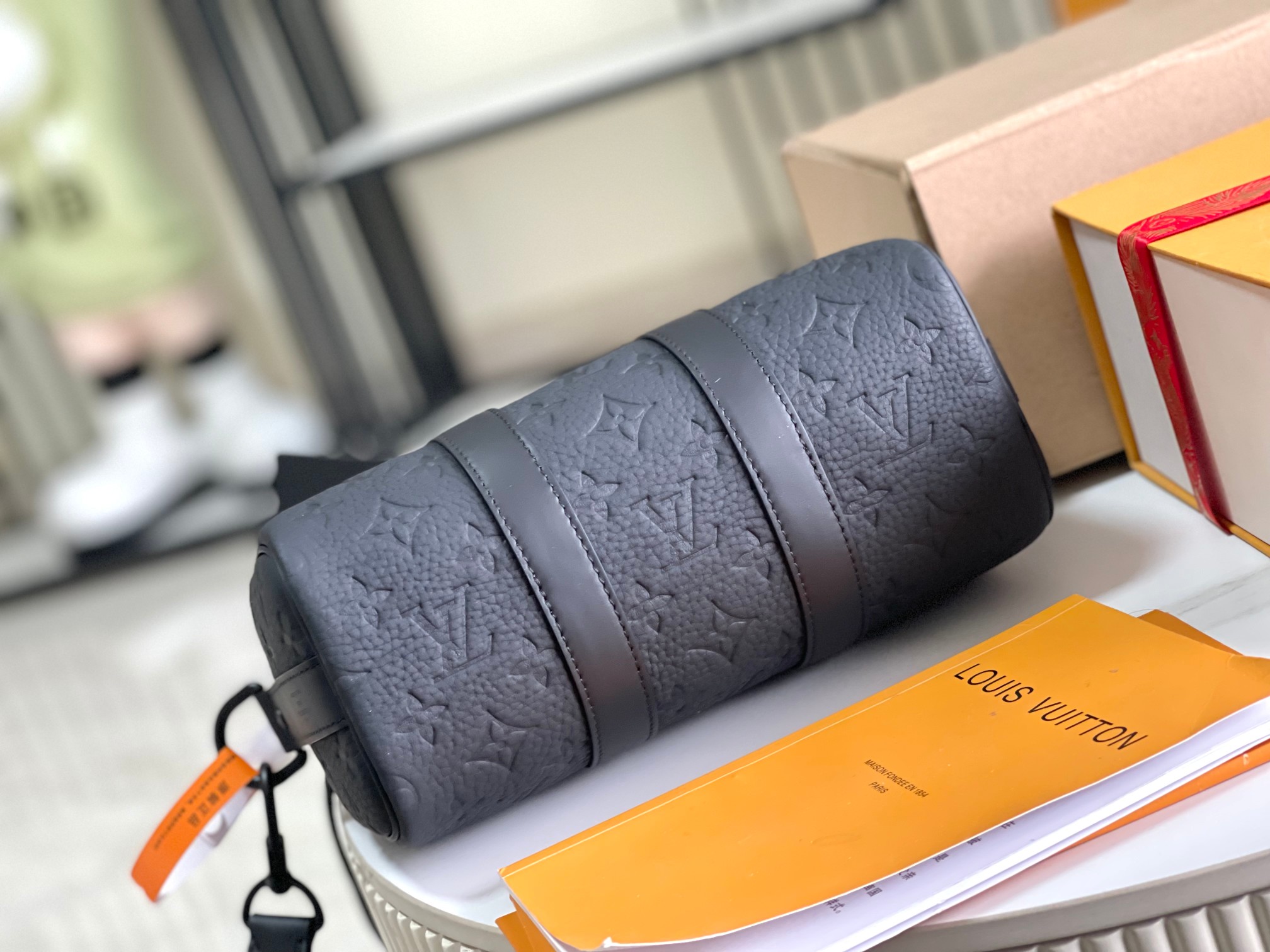 Louis Vuitton Haute Couture Classic Luxury Handbag Shoulder Crossbody 5