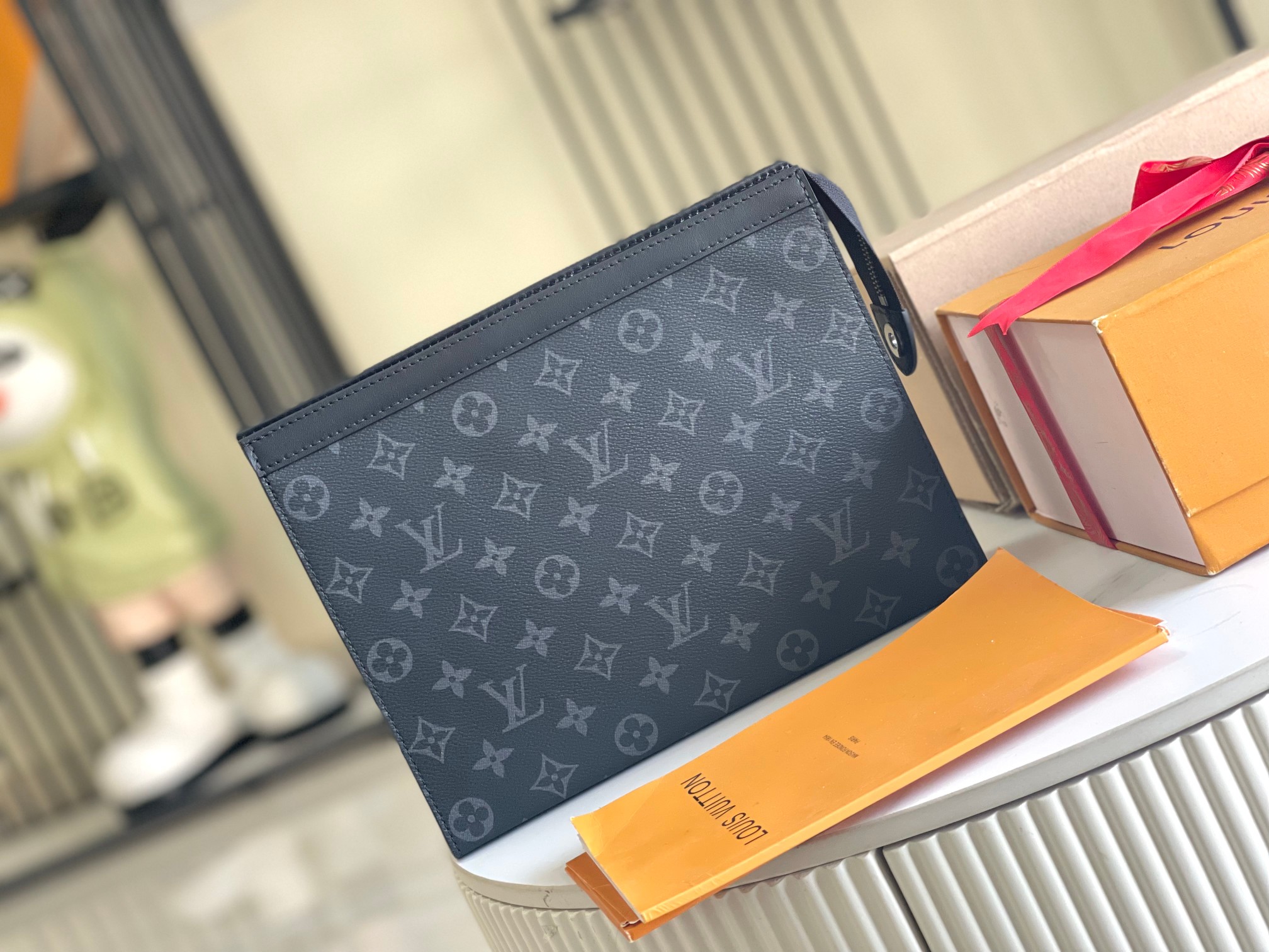 Louis Vuitton Haute Couture Classic Luxury Handbag Shoulder Crossbody 2