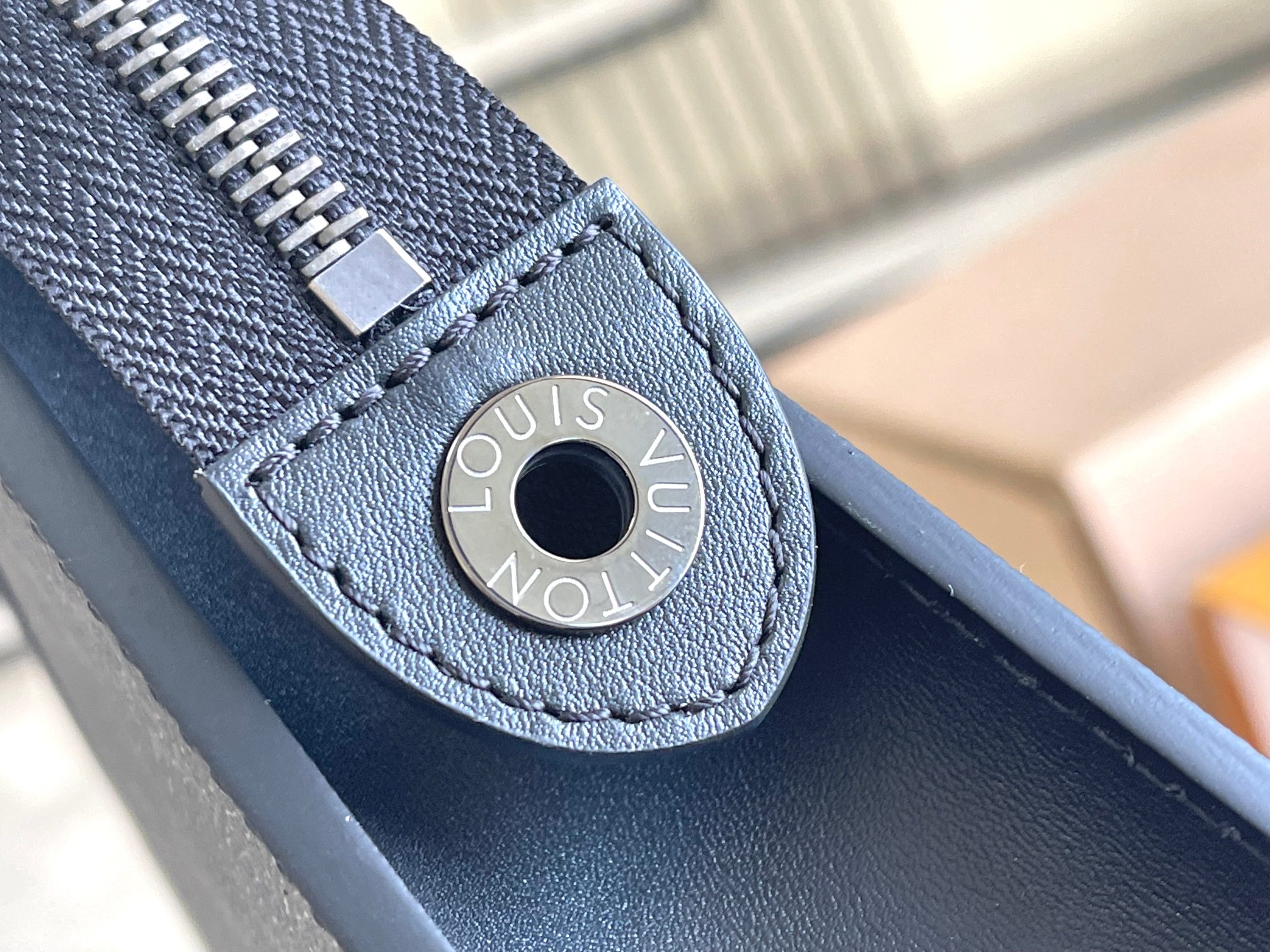 Louis Vuitton Haute Couture Classic Luxury Handbag Shoulder Crossbody 5