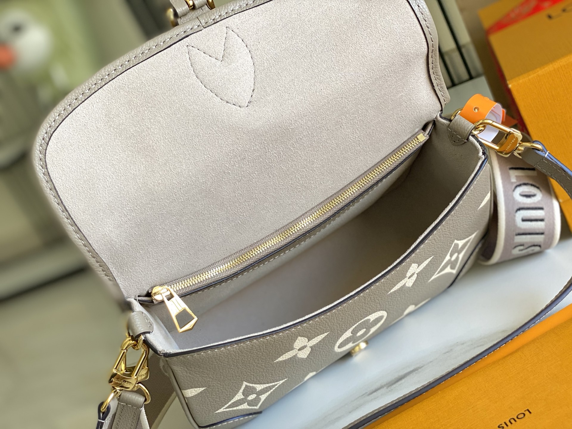 Louis Vuitton Gray Monogram Empreinte Marais Shoulder Bag M46583 10 i1753598323042 962 0 8
