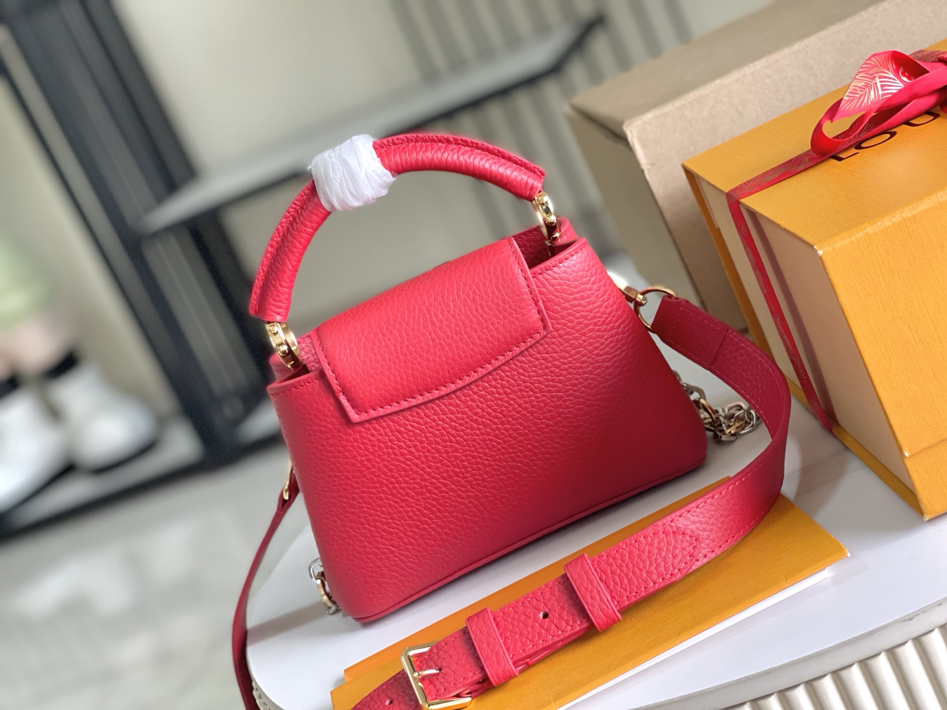 特级精品原厂皮红色迷你CapucinesBB手袋