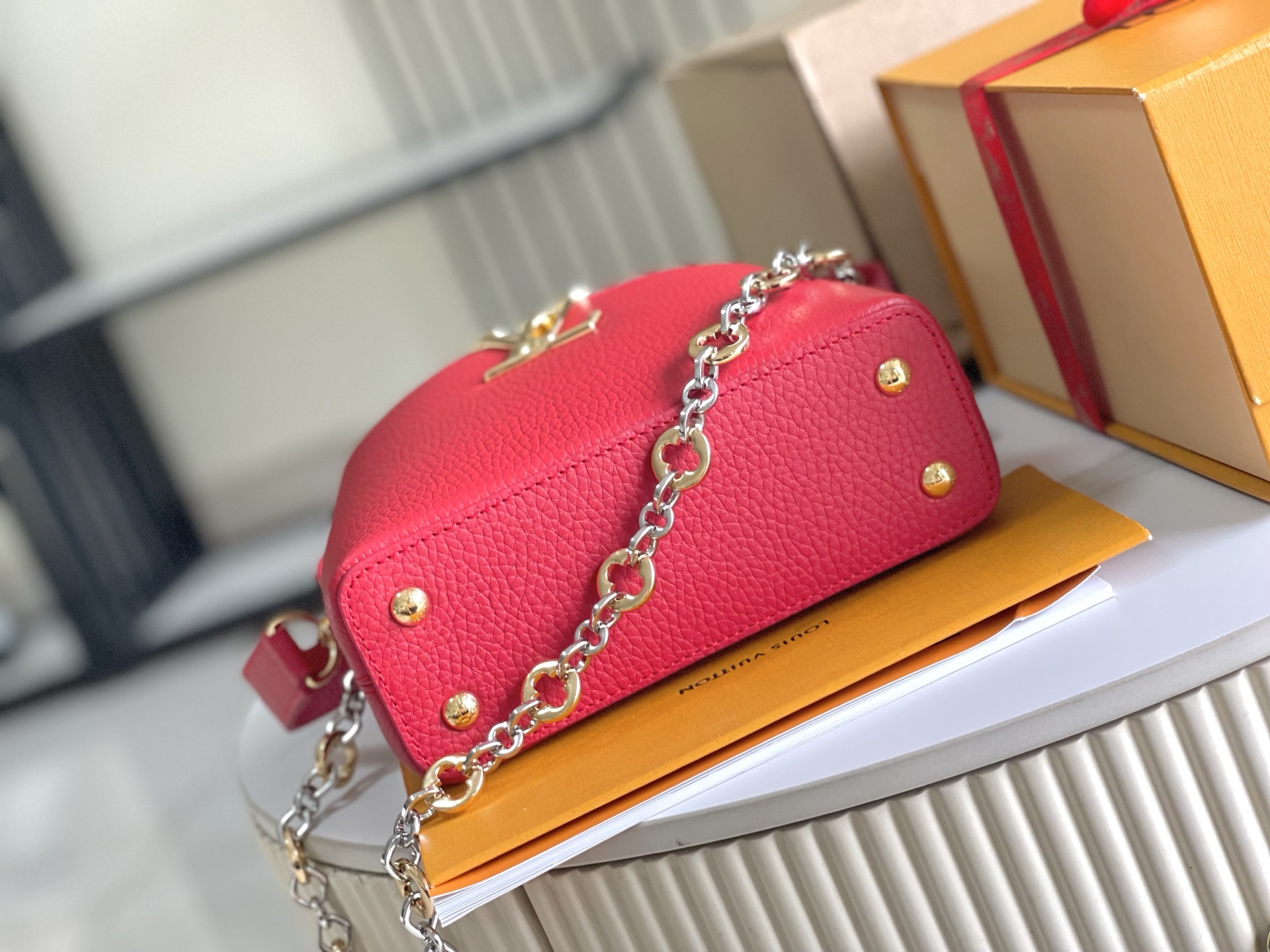 特级精品原厂皮红色迷你CapucinesBB手袋