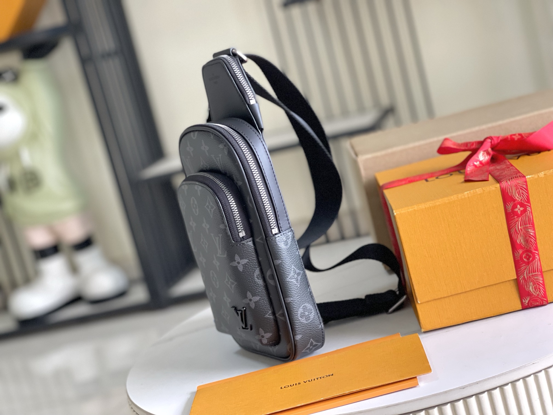 p780。（163c01 ）特级配全套包装【特级全钢五金 原厂皮】M47137（动态变码芯片版）皮料是意大利A级皮料是在于品质、五金、面料、手工、油边、A级出品、图片跟产品一致丶配全套包装.尺寸:16x33x6CM 
