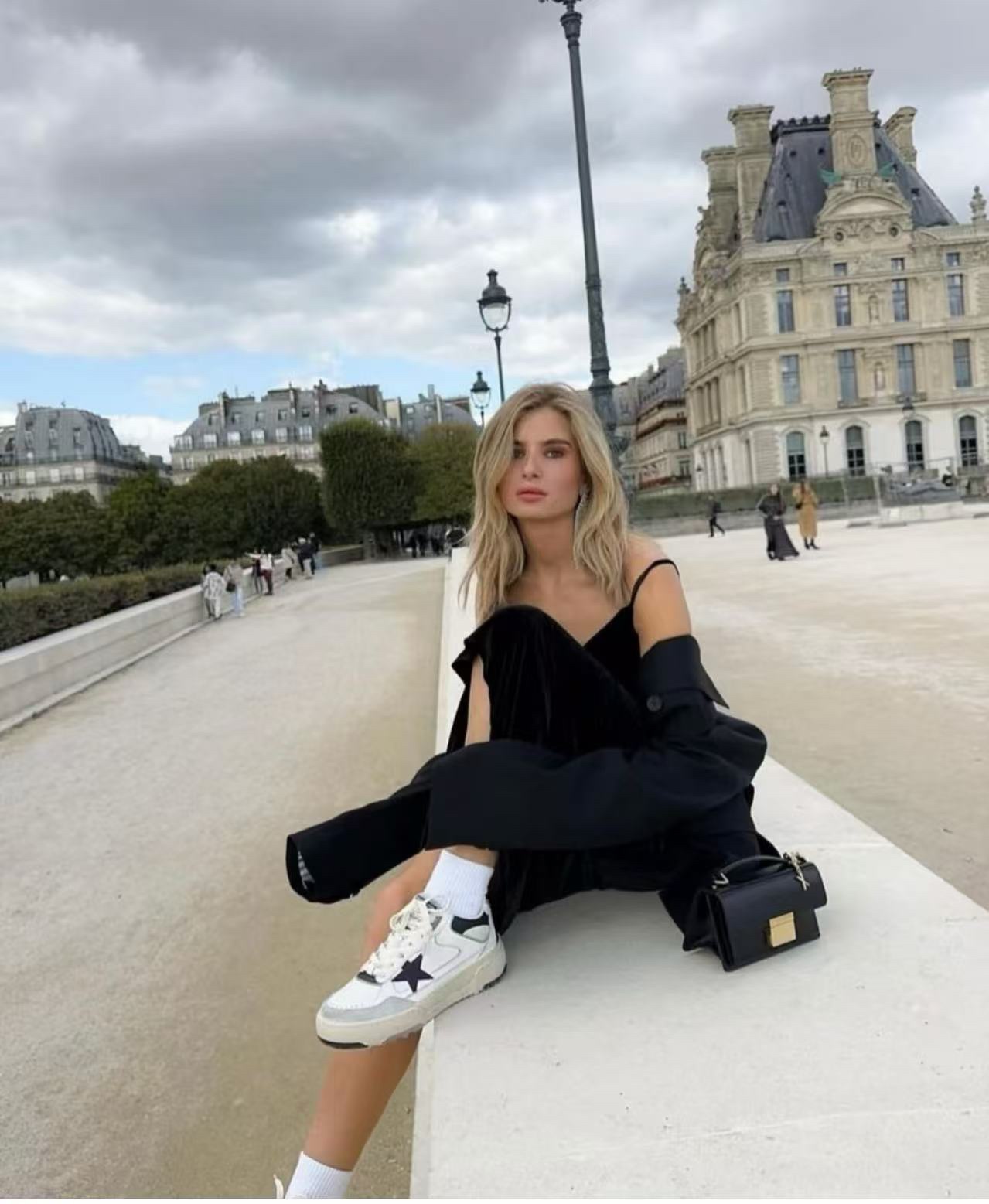 NO:593117,Upper foot picture, casual shoes/sports shoes, sneakers19860909上脚图,休闲鞋/运动鞋,sneakers,Women's Shoes