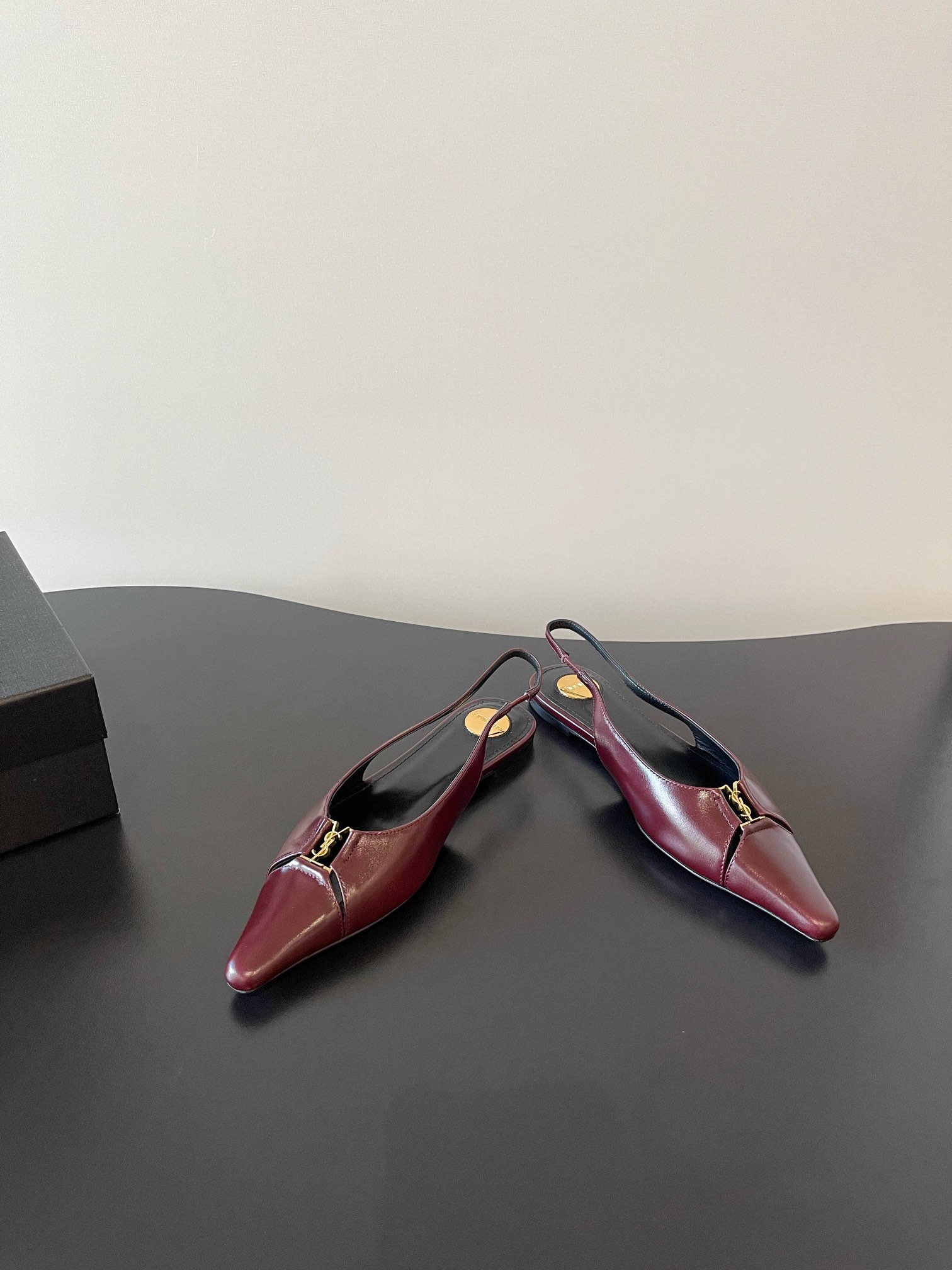 720YSL: S. Roland’s Stylish Logo Shoes with Imported Silk and Sheepskin, Real Leather Bottom – Size 35-39 - 图片 2