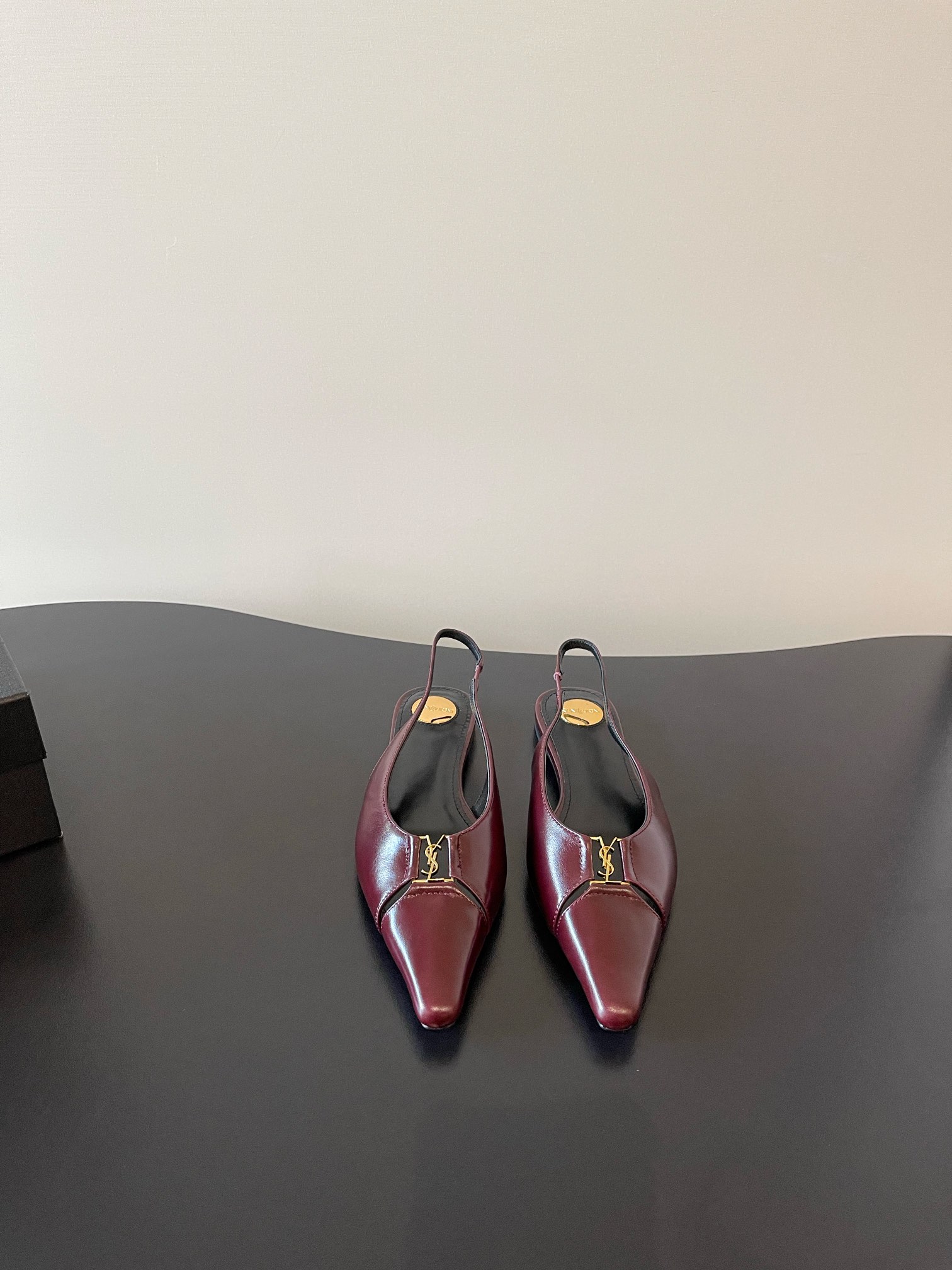 720YSL: S. Roland’s Stylish Logo Shoes with Imported Silk and Sheepskin, Real Leather Bottom – Size 35-39 - 图片 1