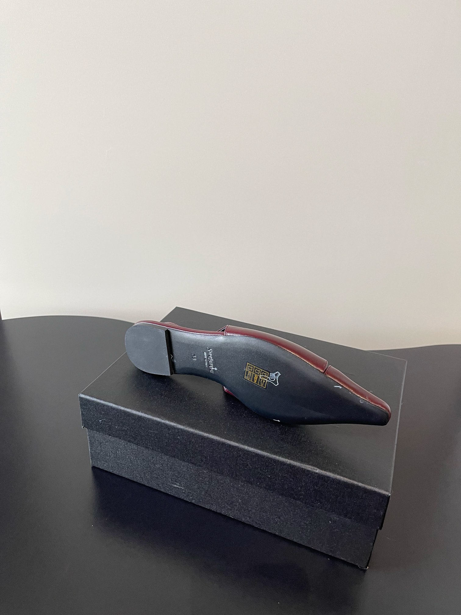 720YSL: S. Roland’s Stylish Logo Shoes with Imported Silk and Sheepskin, Real Leather Bottom – Size 35-39 - 图片 9