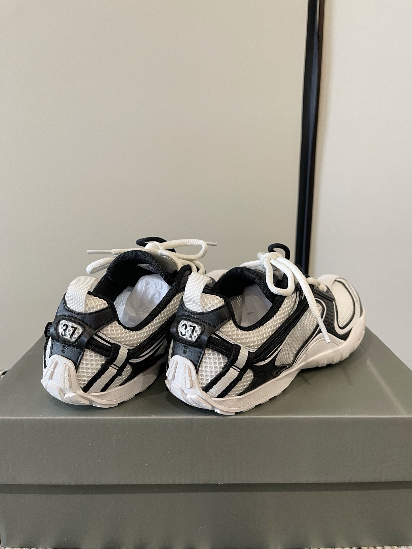Balenciaga Dual Lace Retro Sneakers
