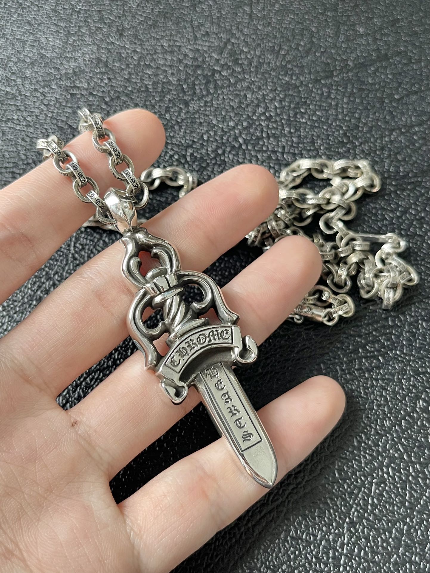 Chrome Hearts 克罗心 大号宝剑项链