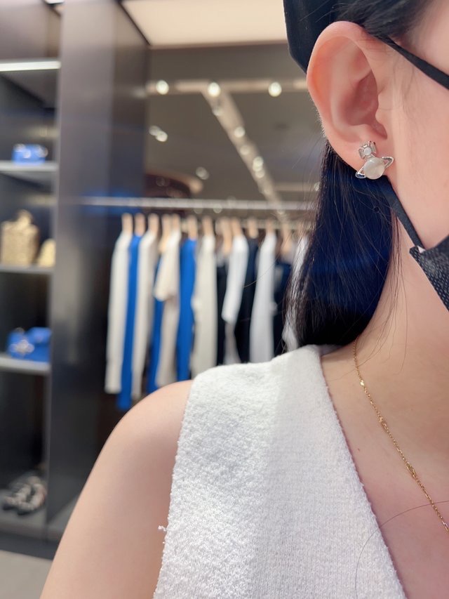 Vivienne Westwood 新品上架西太后耳钉