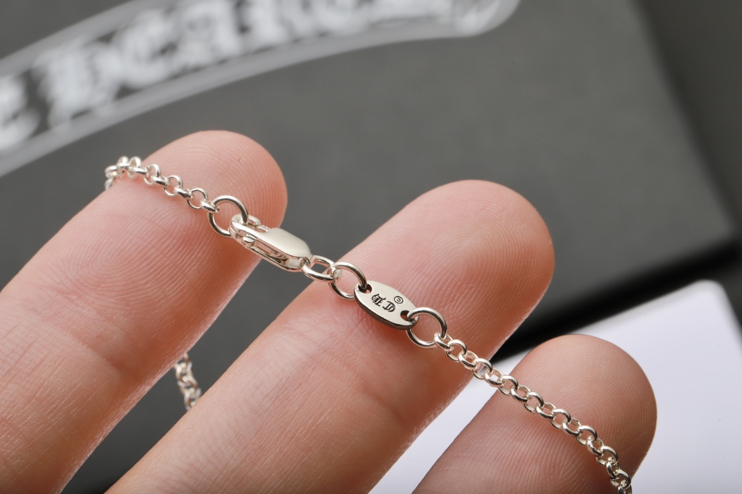 Chrome Hearts 𝐂𝐡𝐫𝐨𝐦𝐞 𝐡𝐞𝐚𝐫𝐭𝐬