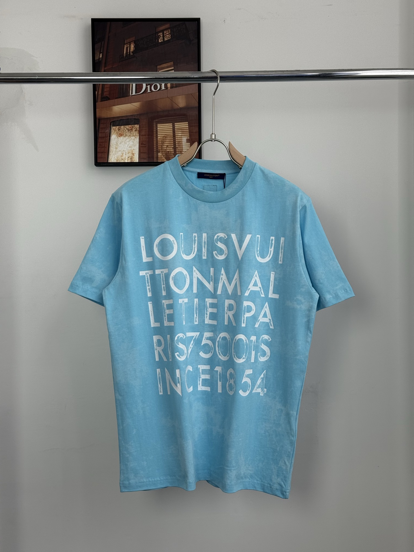 P135 1v Camiseta azul y blanca lavada y desteñida Talla s-xl
