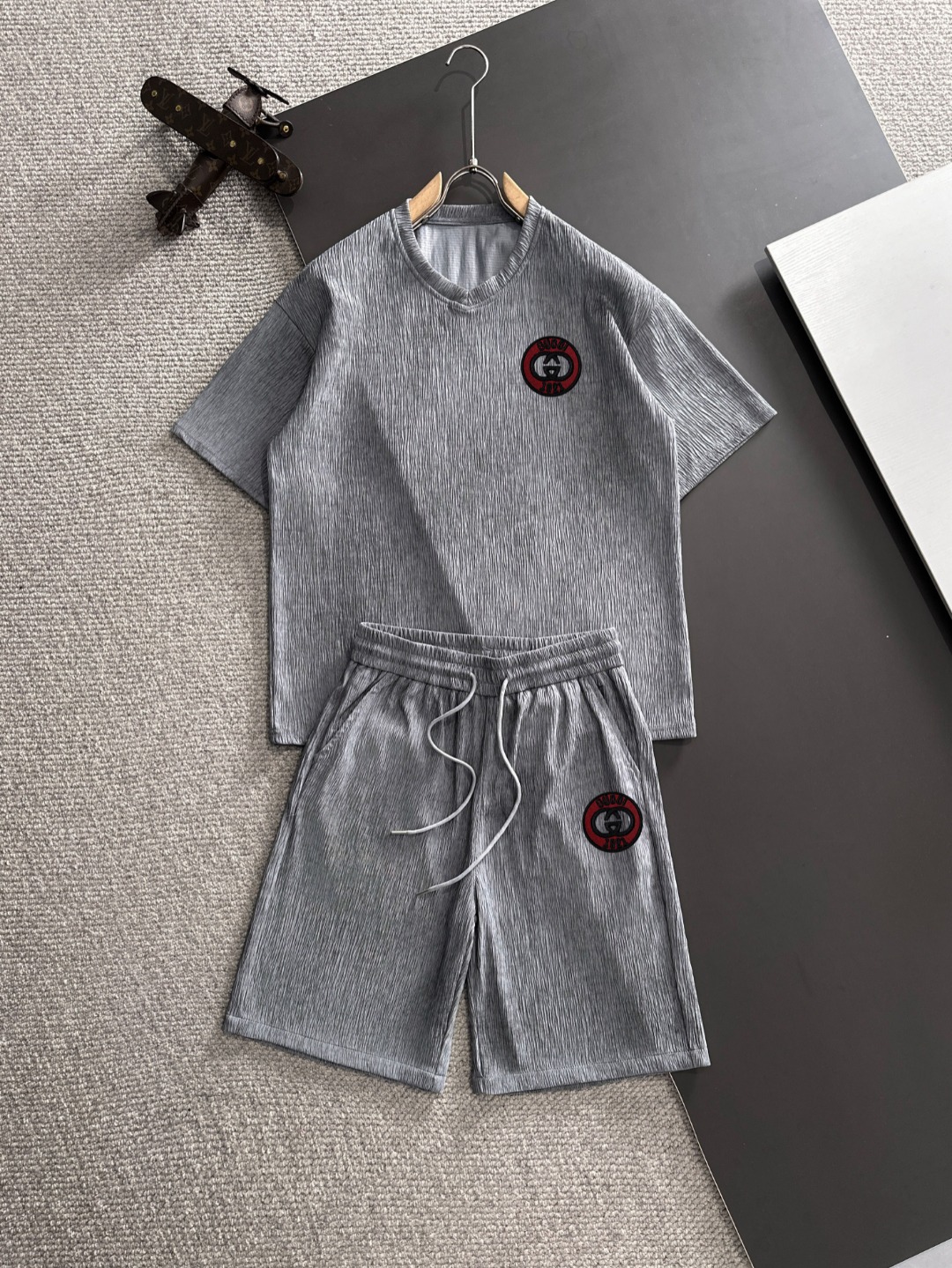 Envío al día siguiente, alta calidad, conjunto casual de verano Gucci 2025 nuevo estilo, detalles exquisitos y elegante…