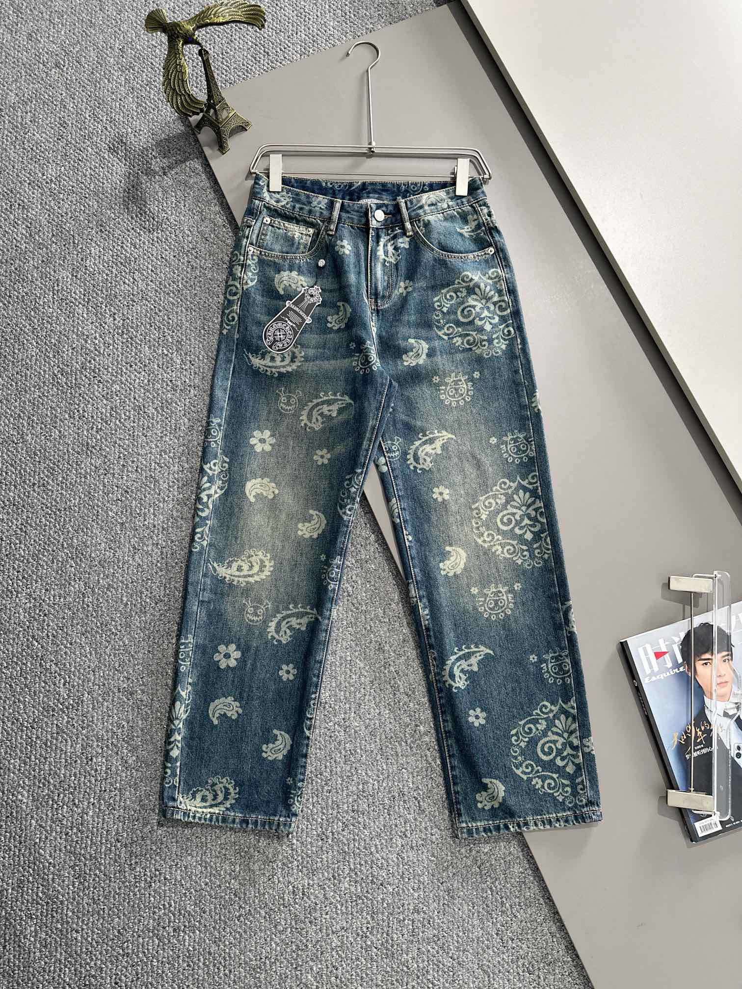 Chrome Hearts Straight-Leg Jeans, Classic Denim for All Seasons, Sizes 28-40 1 a1752668214407 6867