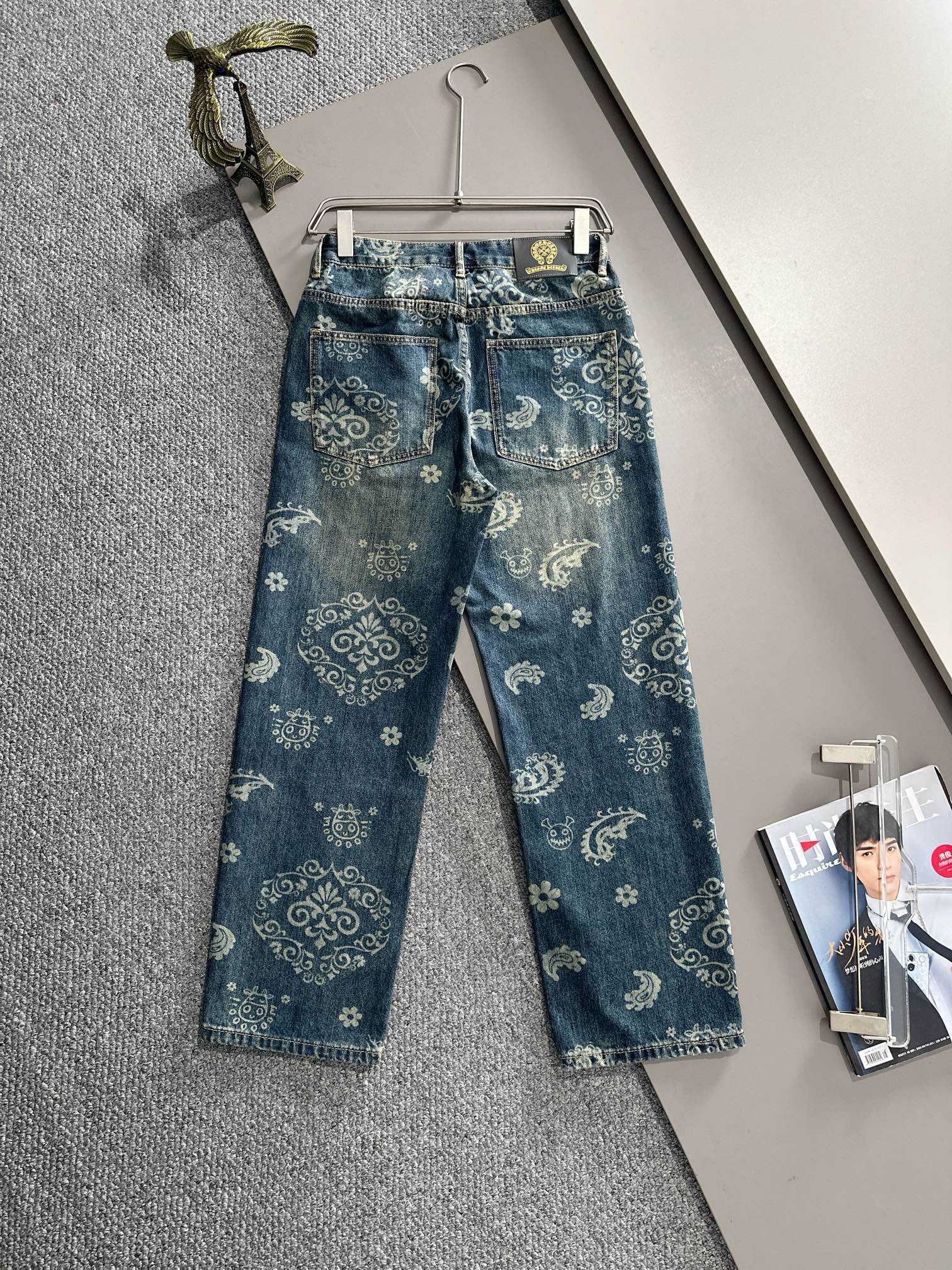 Chrome Hearts Straight-Leg Jeans, Classic Denim for All Seasons, Sizes 28-40 8 a1752668220610 6256