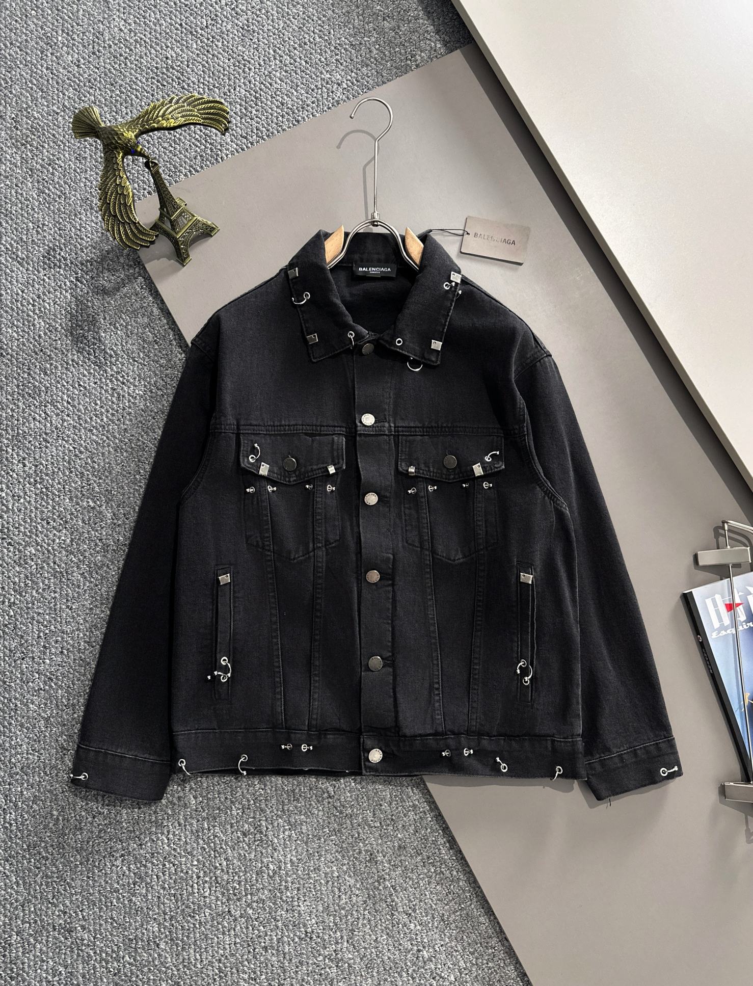 P200 París 2025 chaqueta vaquera de jacquard de alta gama para desfile, con calidad de primera. La tela utiliza jacquar…