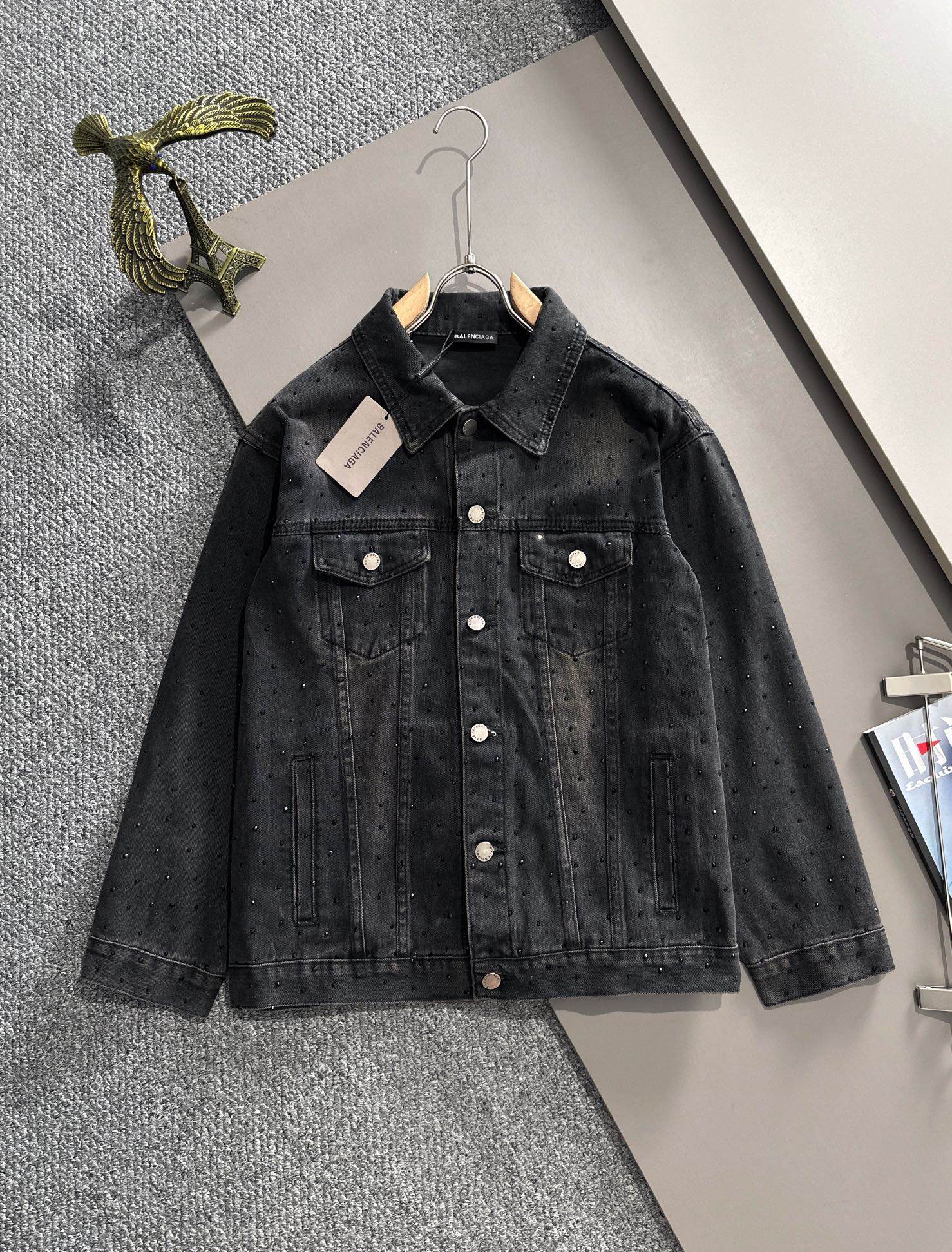 P200 Chaqueta vaquera de alta gama con jacquard personalizado de la colección de pasarela de París 2025, con textura de…