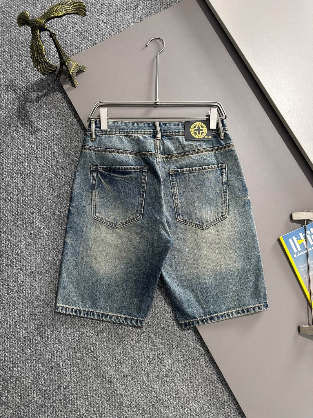 Fendi 芬迪2026春夏新品牛仔裤牛仔短裤 采用进口客供日本Denim平纹棉质牛仔面料梭织生产