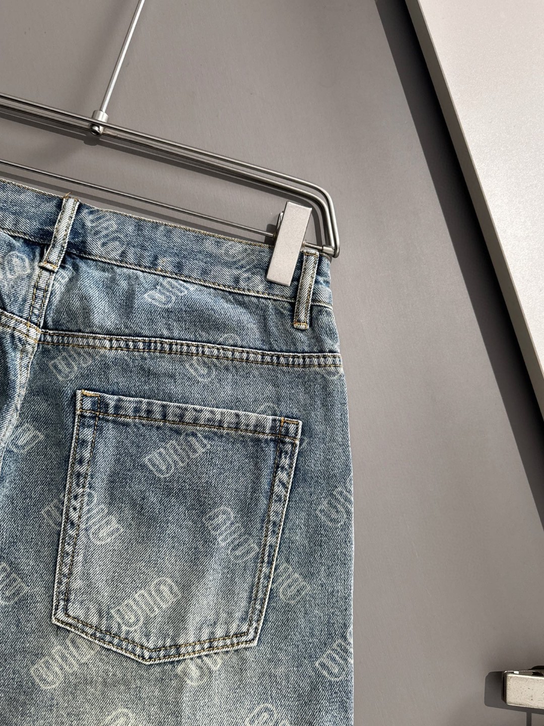 Dior mumu2026春夏新品牛仔裤牛仔短裤 采用进口客供日本Denim平纹棉质牛仔面料梭织生产